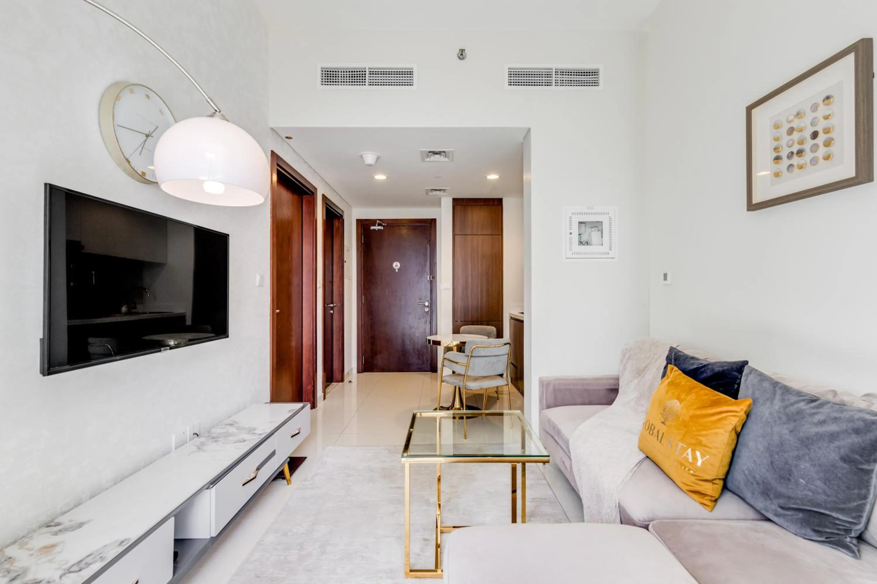 TV and multimedia in GLOBALSTAY. Luxury Apartments Near The Dubai Canal