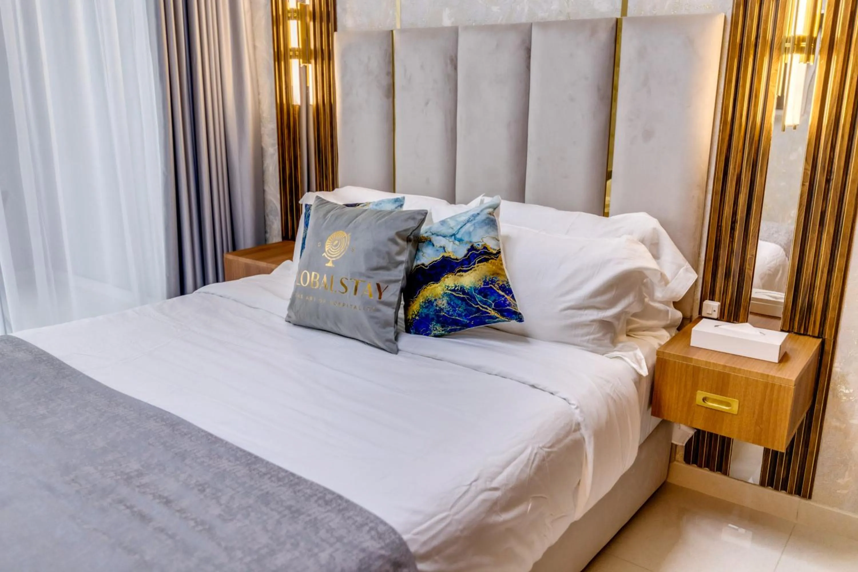 Bed in GLOBALSTAY. Luxury Apartments Near The Dubai Canal