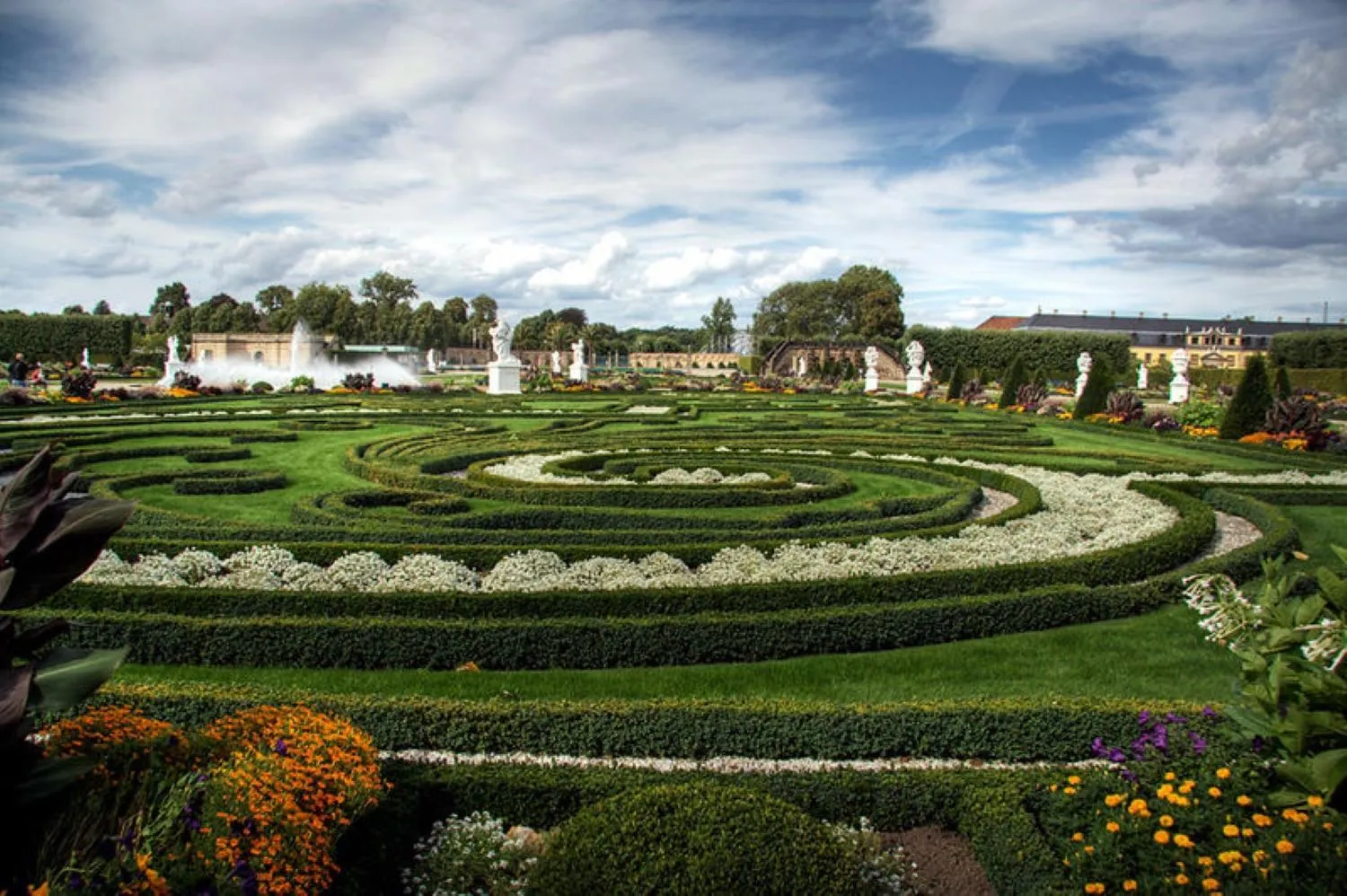 Nearby landmark in Hannover - PHIL & MAX Hotels und Apartments Messe