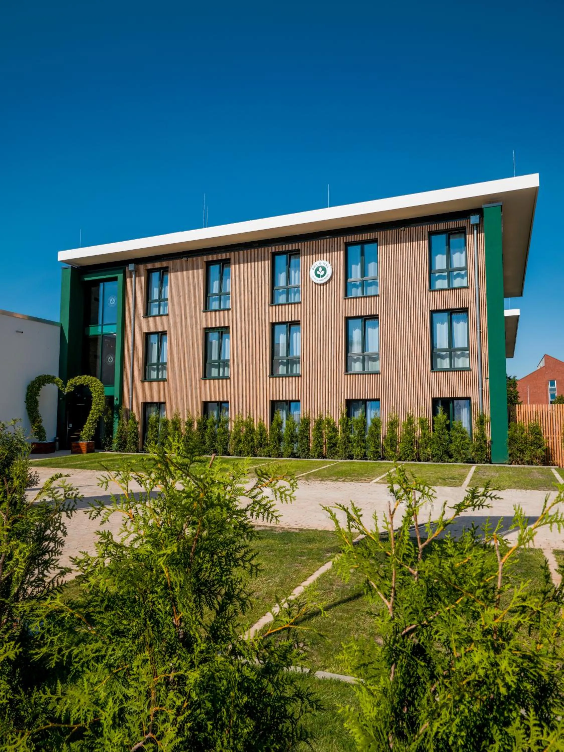 Property building in Hannover - PHIL & MAX Hotels und Apartments Messe