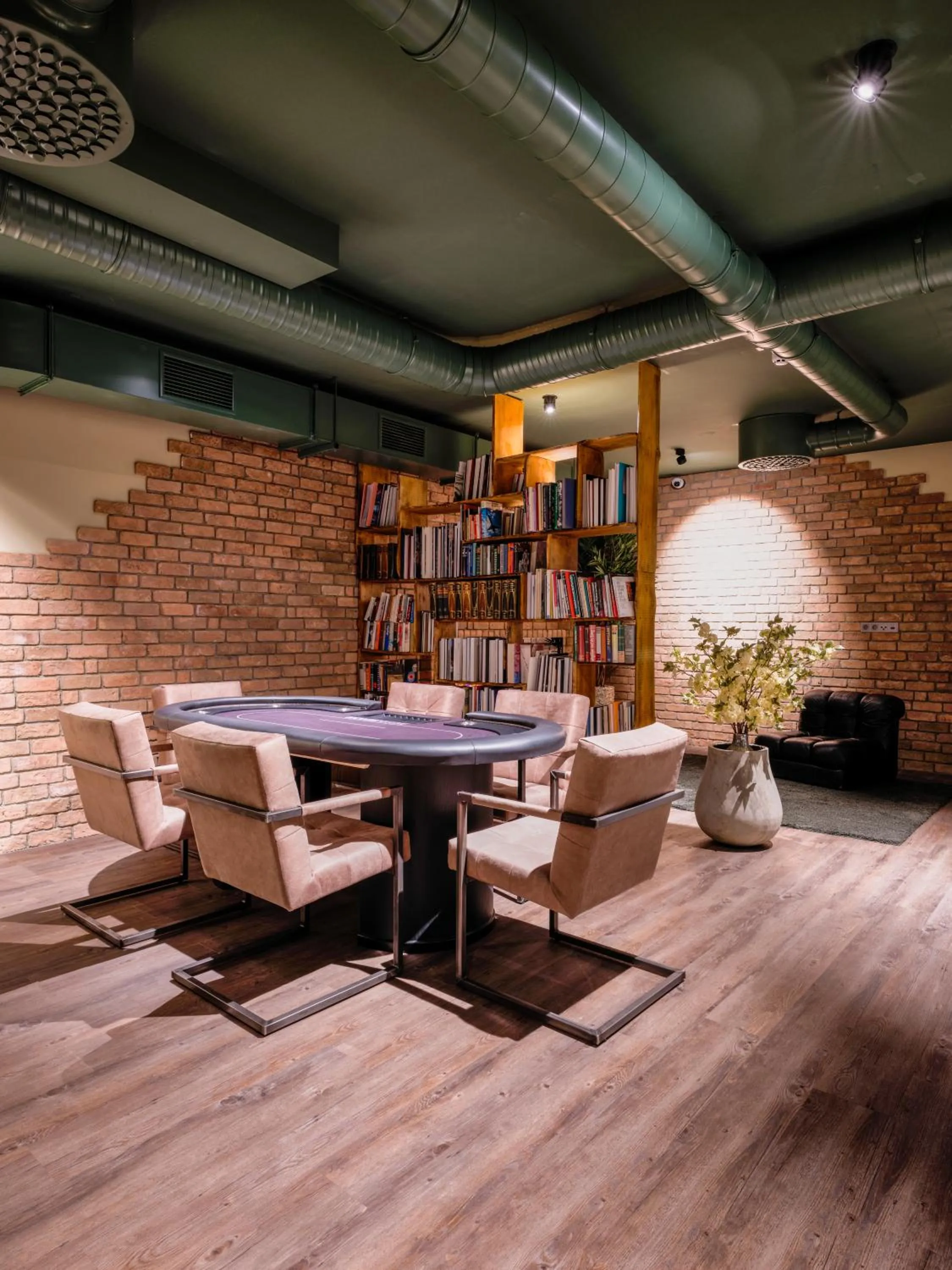 Billiard in Hannover - PHIL & MAX Hotels und Apartments Messe