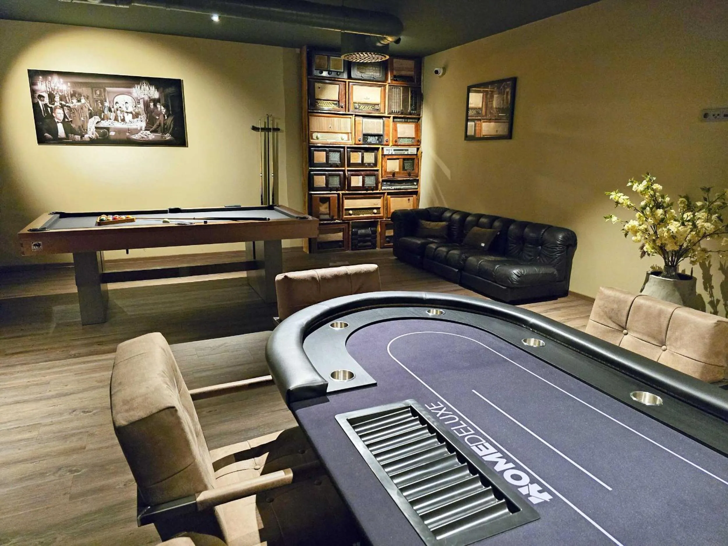 Communal lounge/ TV room in Hannover - PHIL & MAX Hotels und Apartments Messe