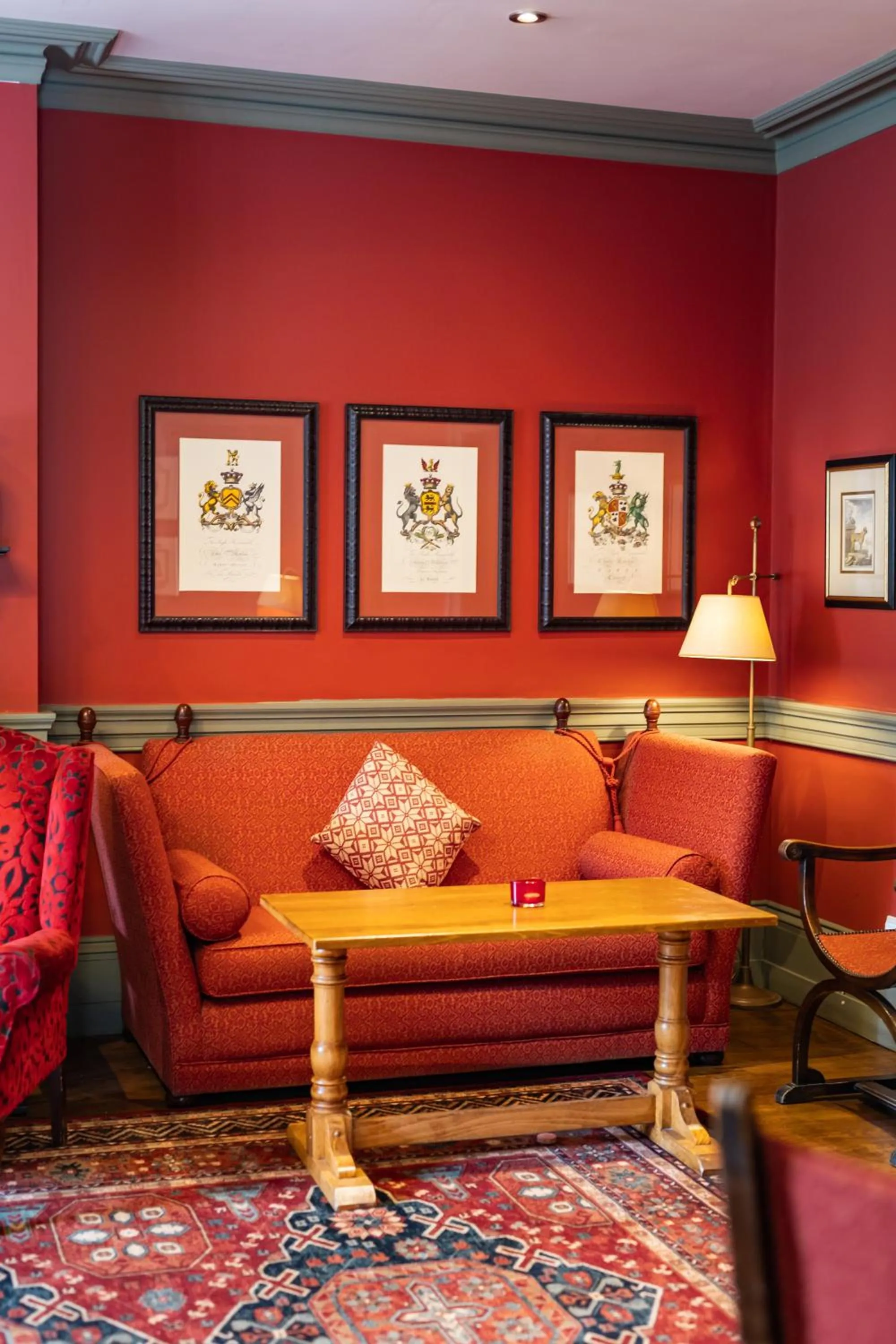 Lobby or reception in The Red Lion Hotel