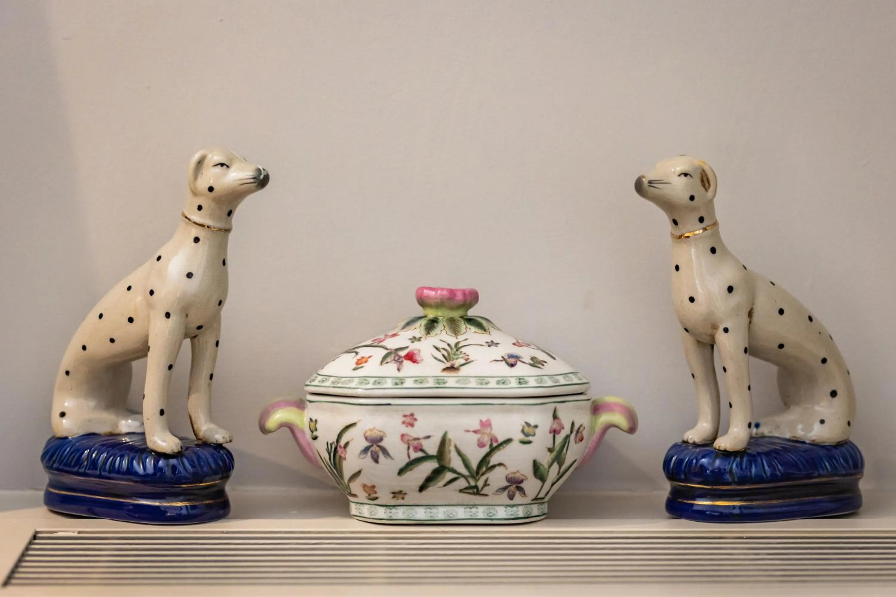 Decorative detail in The Red Lion Hotel