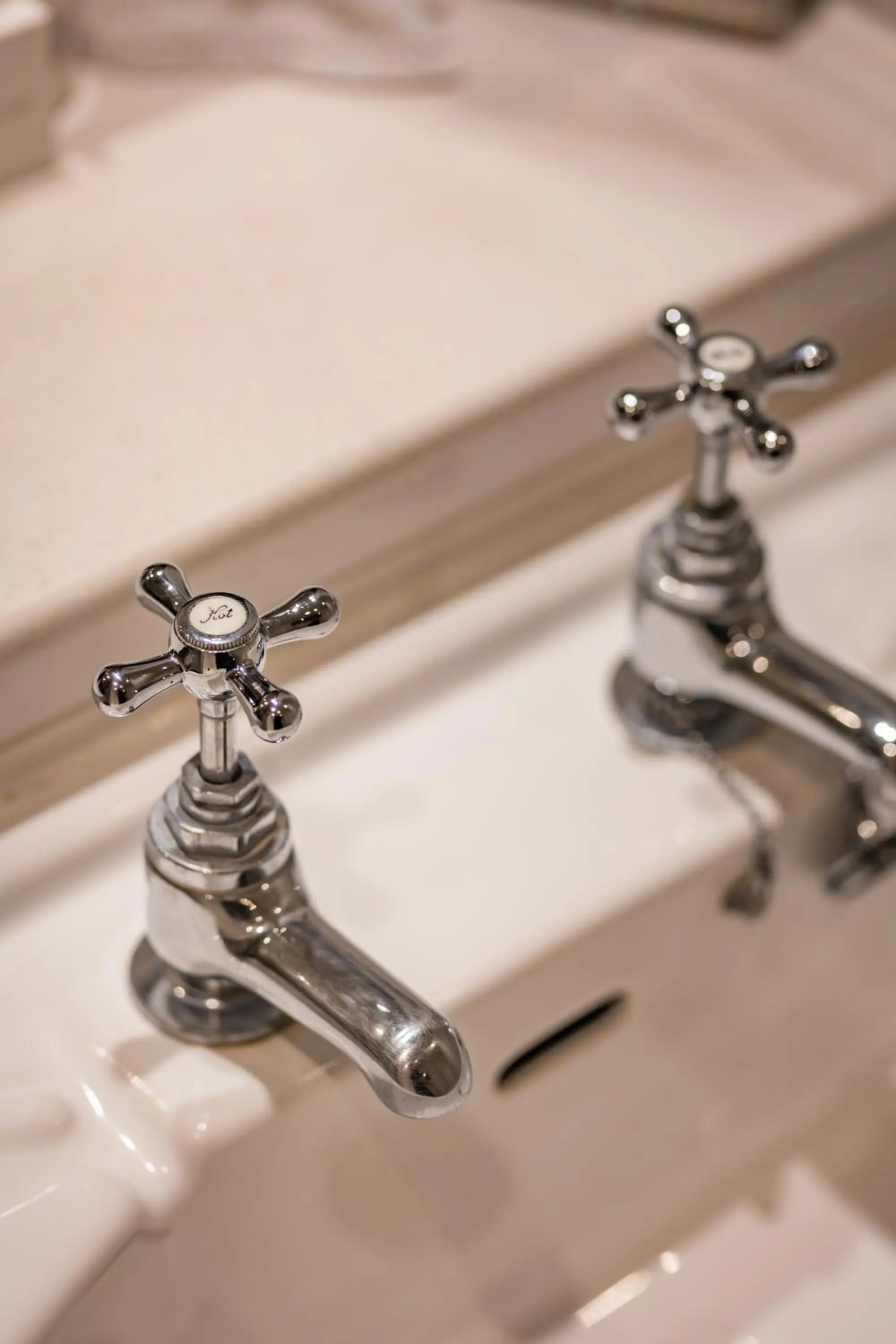 Bathroom in The Red Lion Hotel