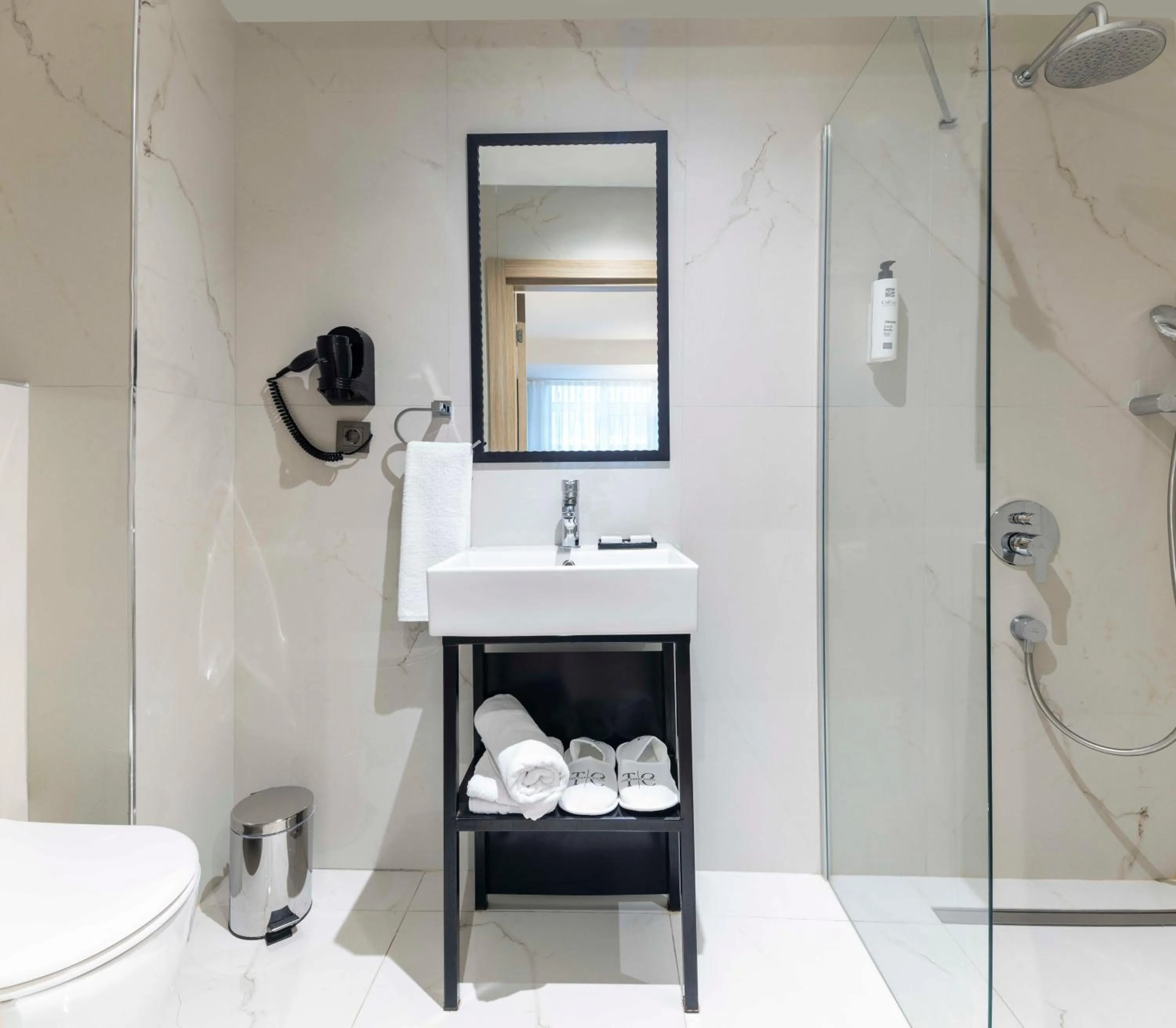 Bathroom in The Capri Hotel Osmanbey