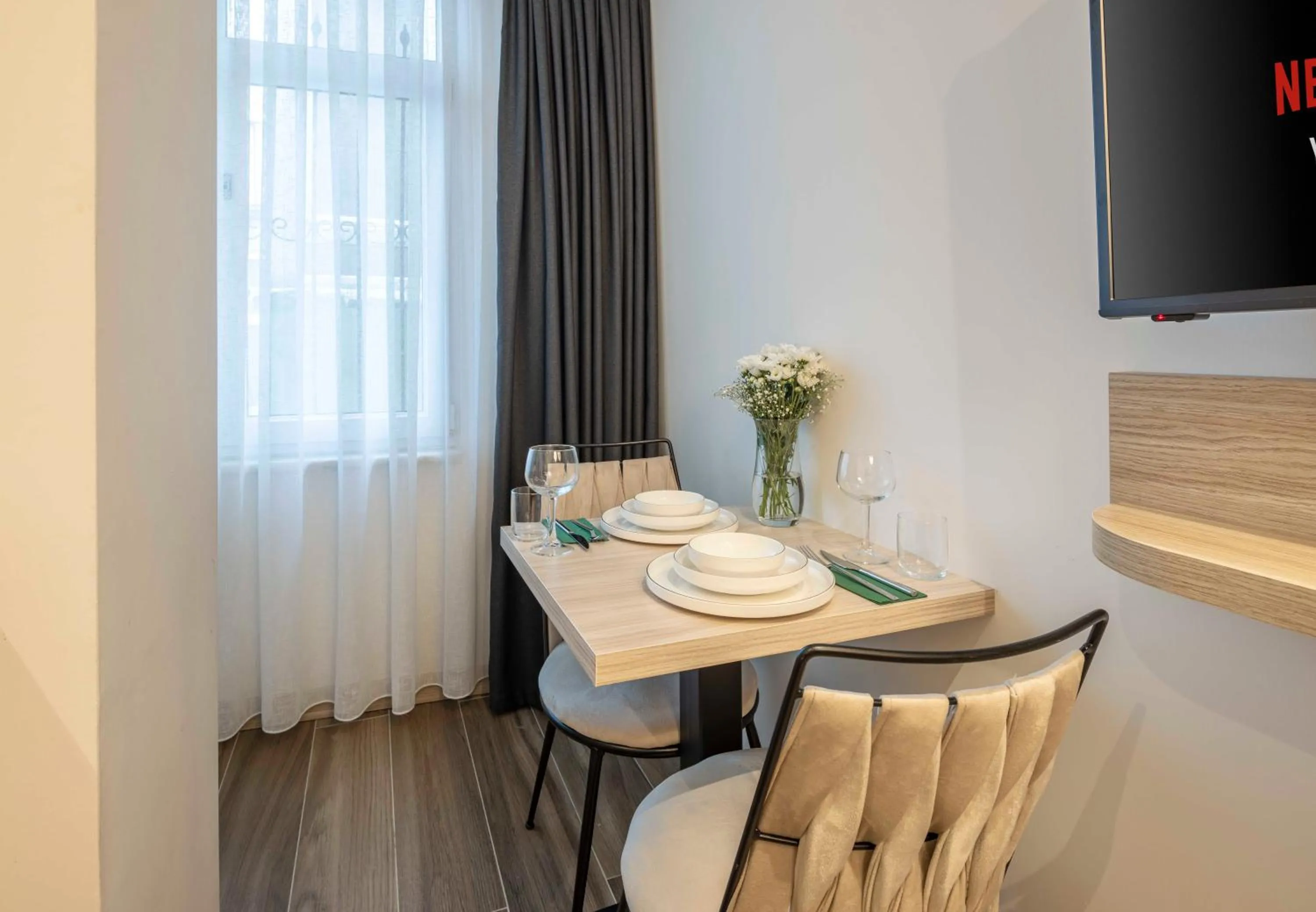 Dining area in The Capri Hotel Osmanbey