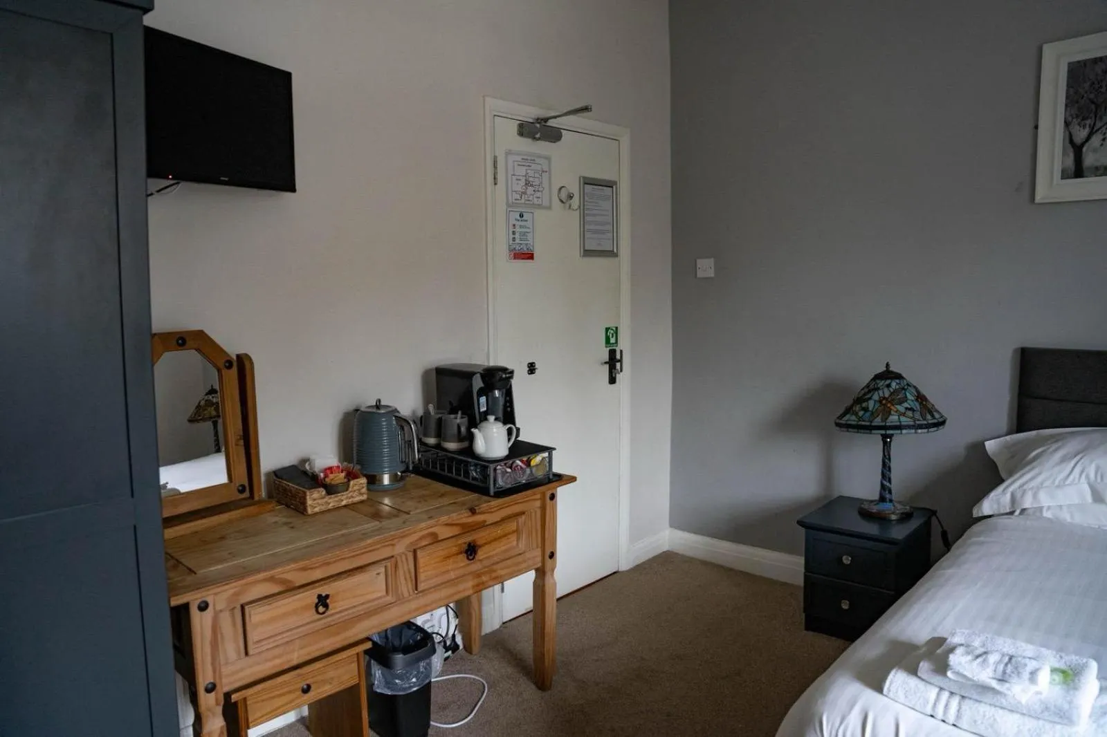 Bed in The George Inn at Tideswell