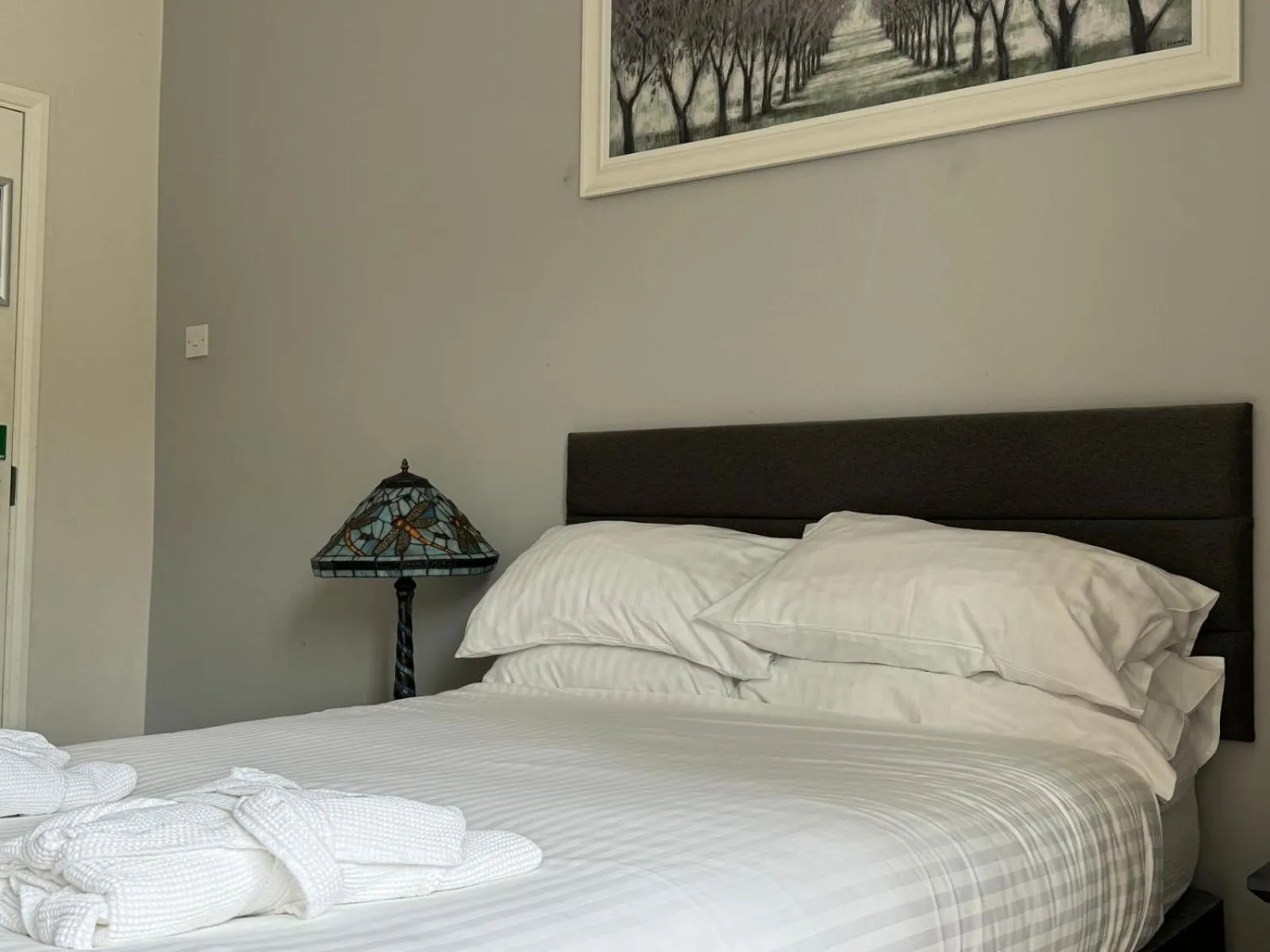 Bed in The George Inn at Tideswell