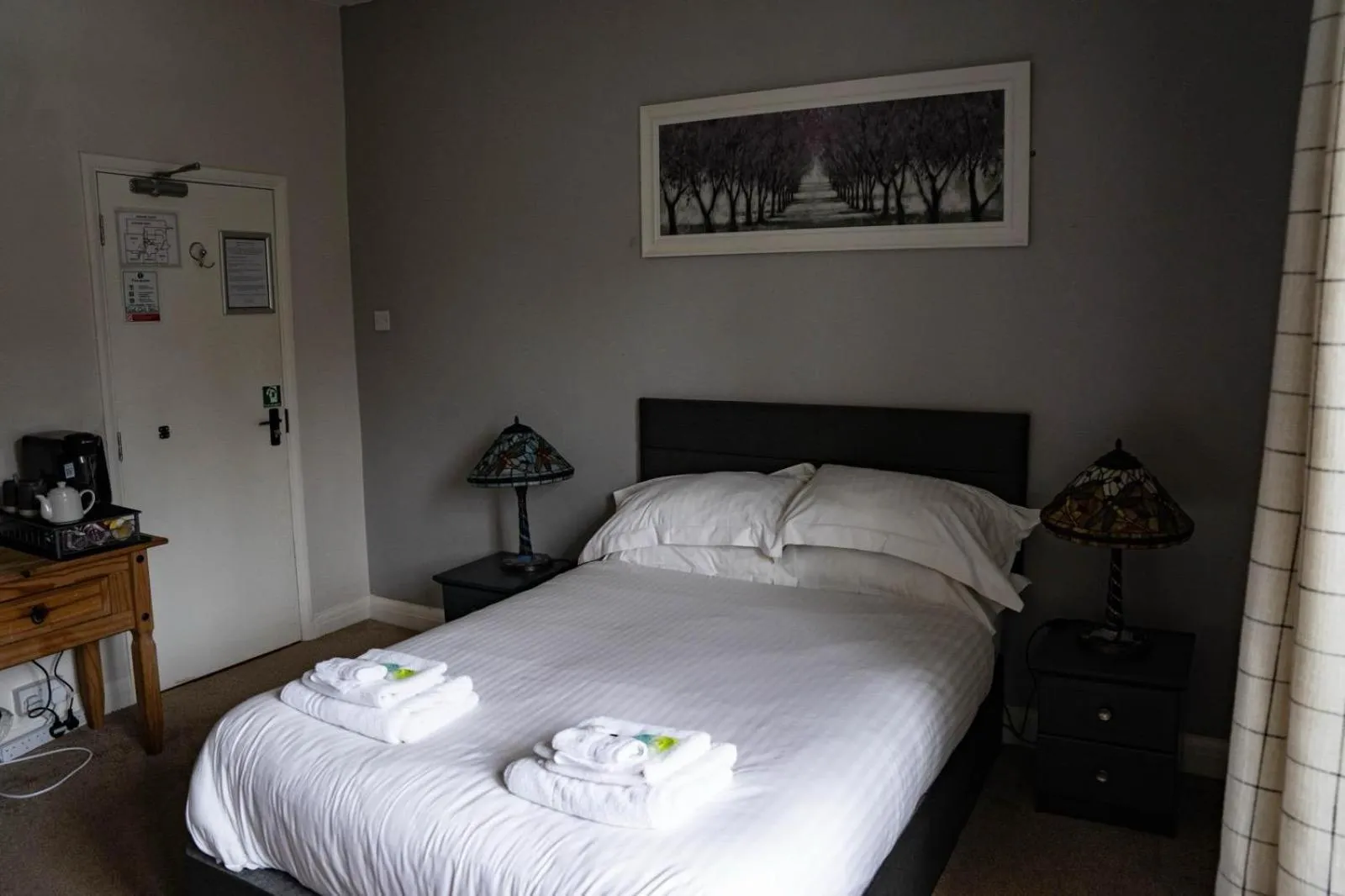 Bed in The George Inn at Tideswell