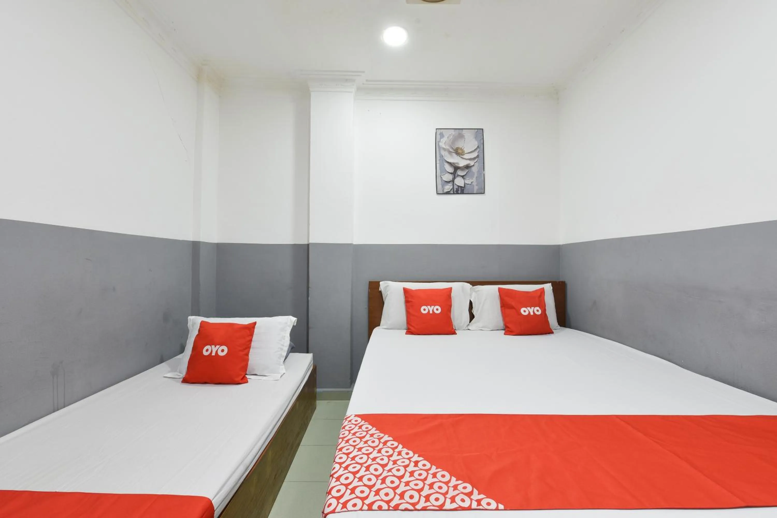 Bedroom, Bed in Hotel O Indah