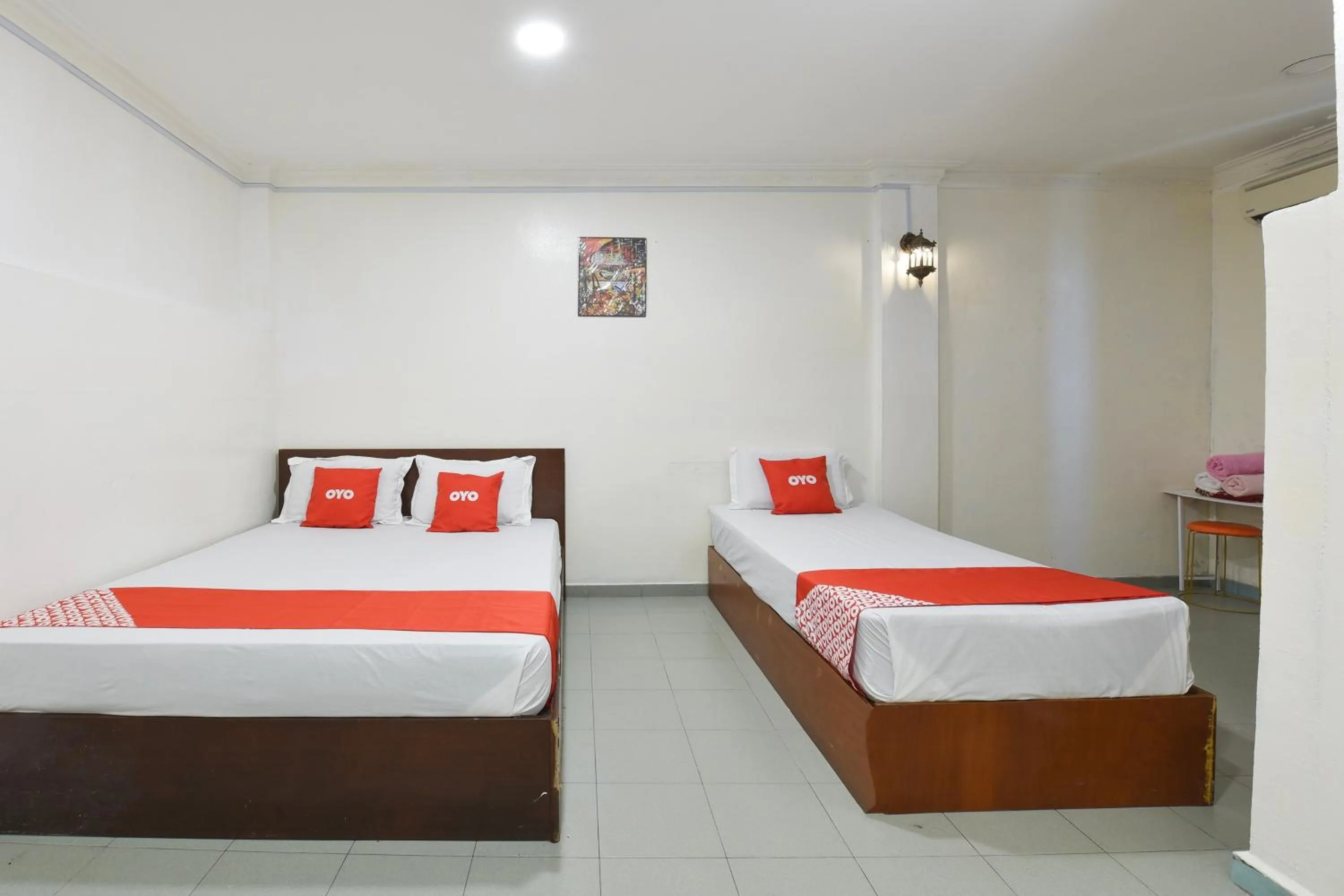 Bedroom, Bed in Hotel O Indah