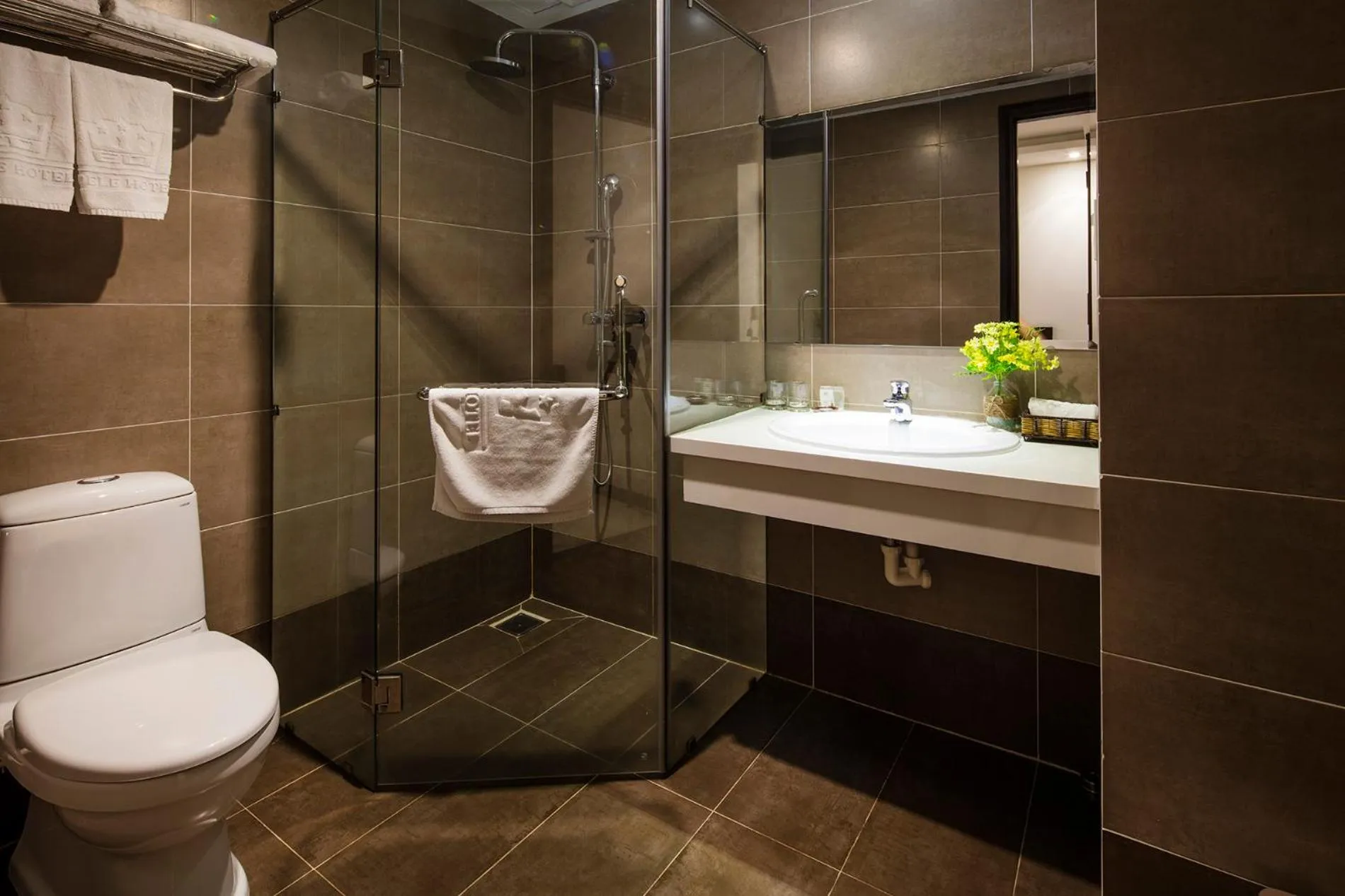 Toilet in Edele Nha Trang Hotel