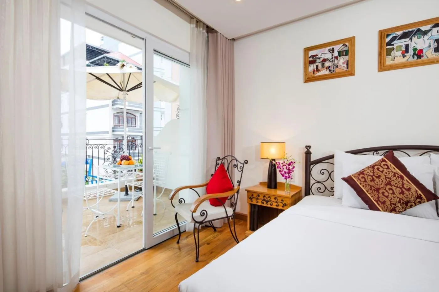 Property building, Bed in Edele Nha Trang Hotel