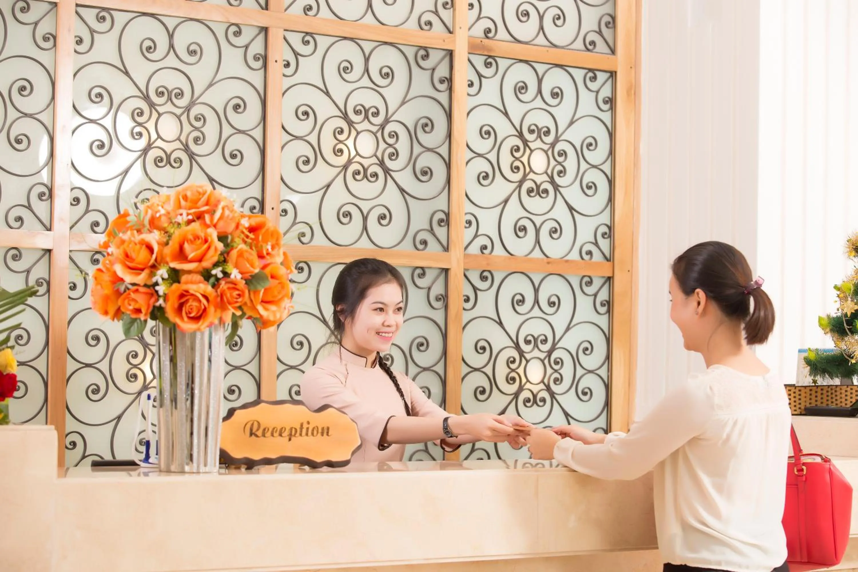 Business facilities in Edele Hotel Nha Trang Beach
