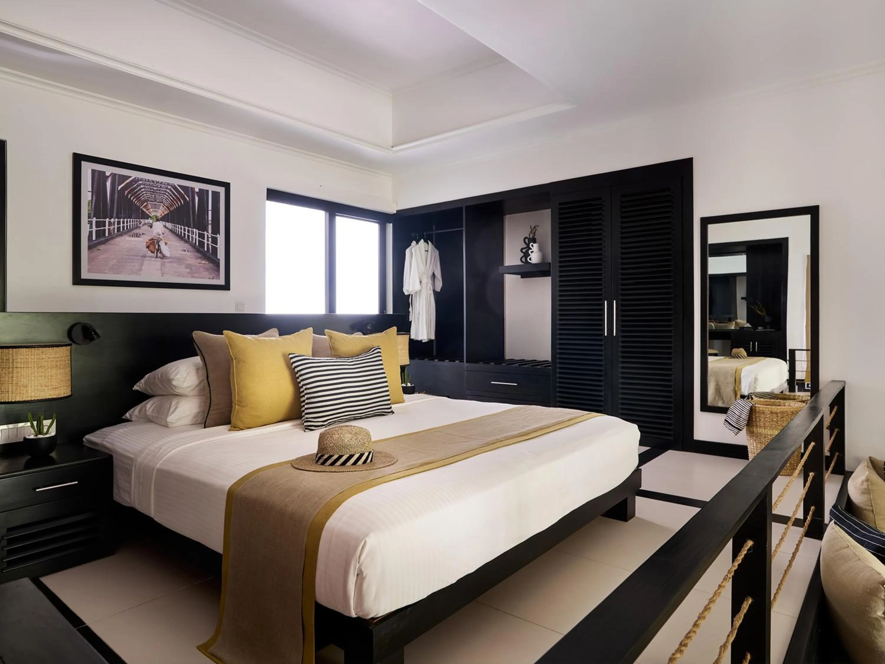 Bed in Sun Siyam Pasikudah