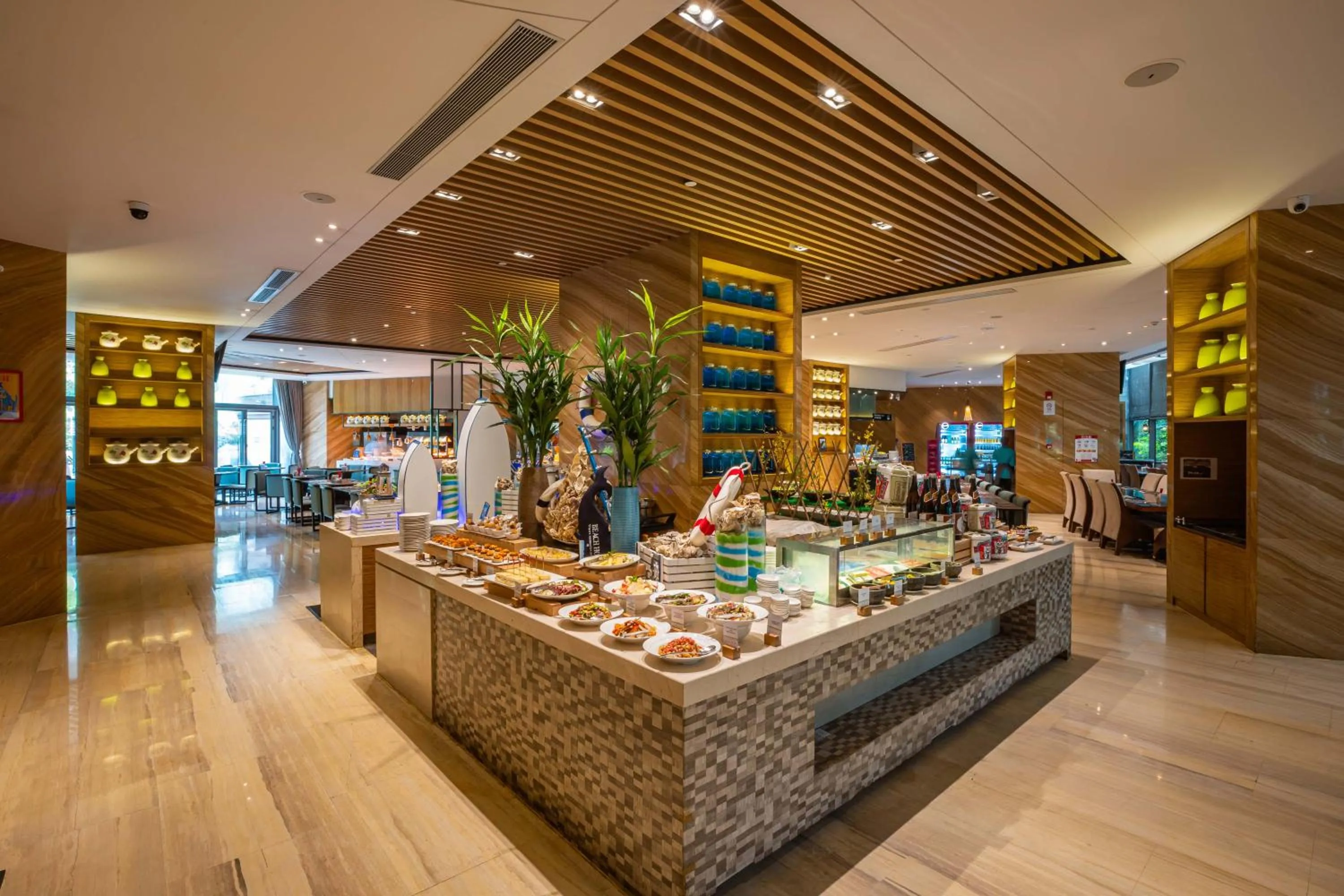 Restaurant/places to eat in DoubleTree by Hilton Guangzhou Science City
