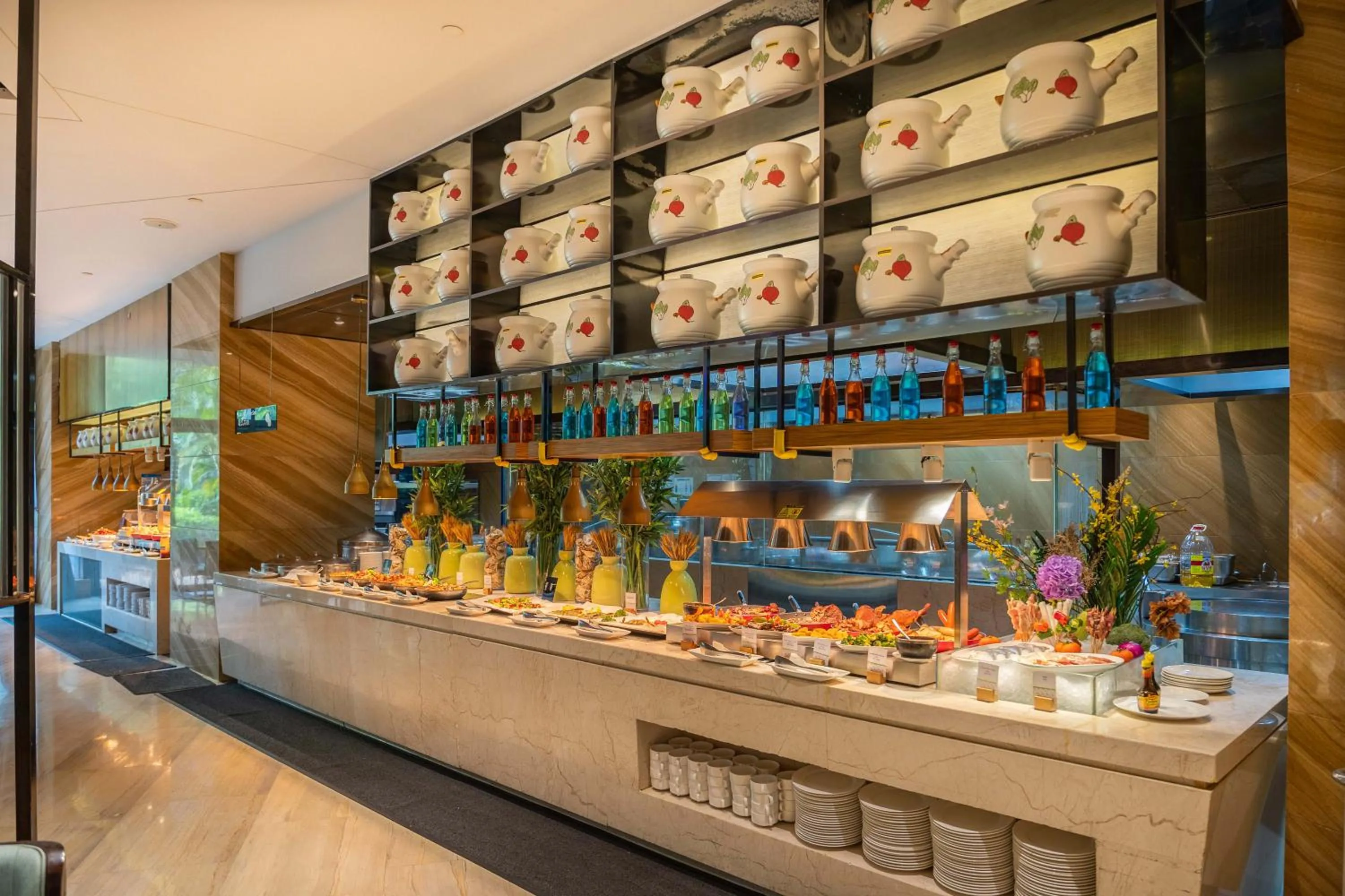 Restaurant/places to eat in DoubleTree by Hilton Guangzhou Science City