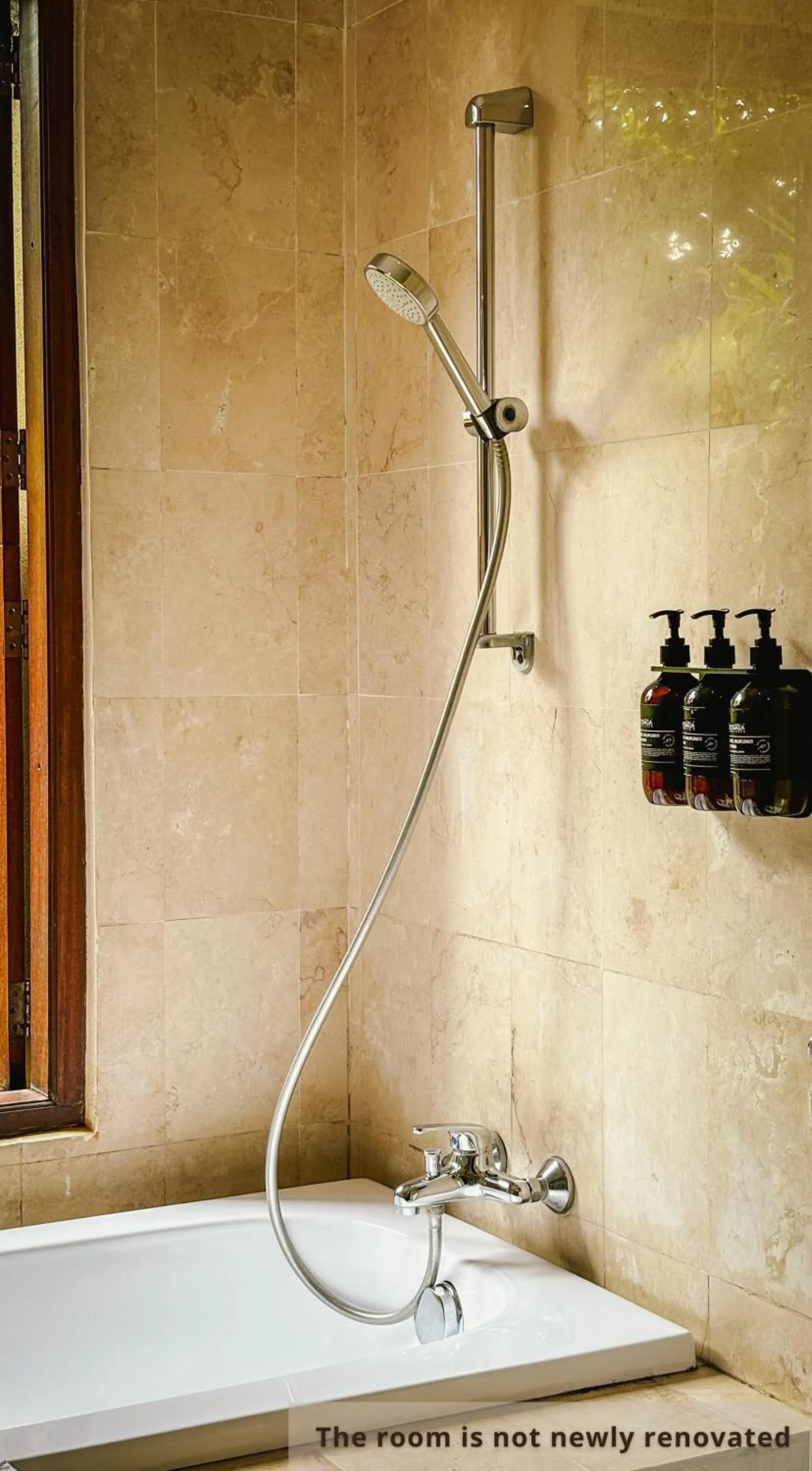 Shower in Svarga Bebek Villas