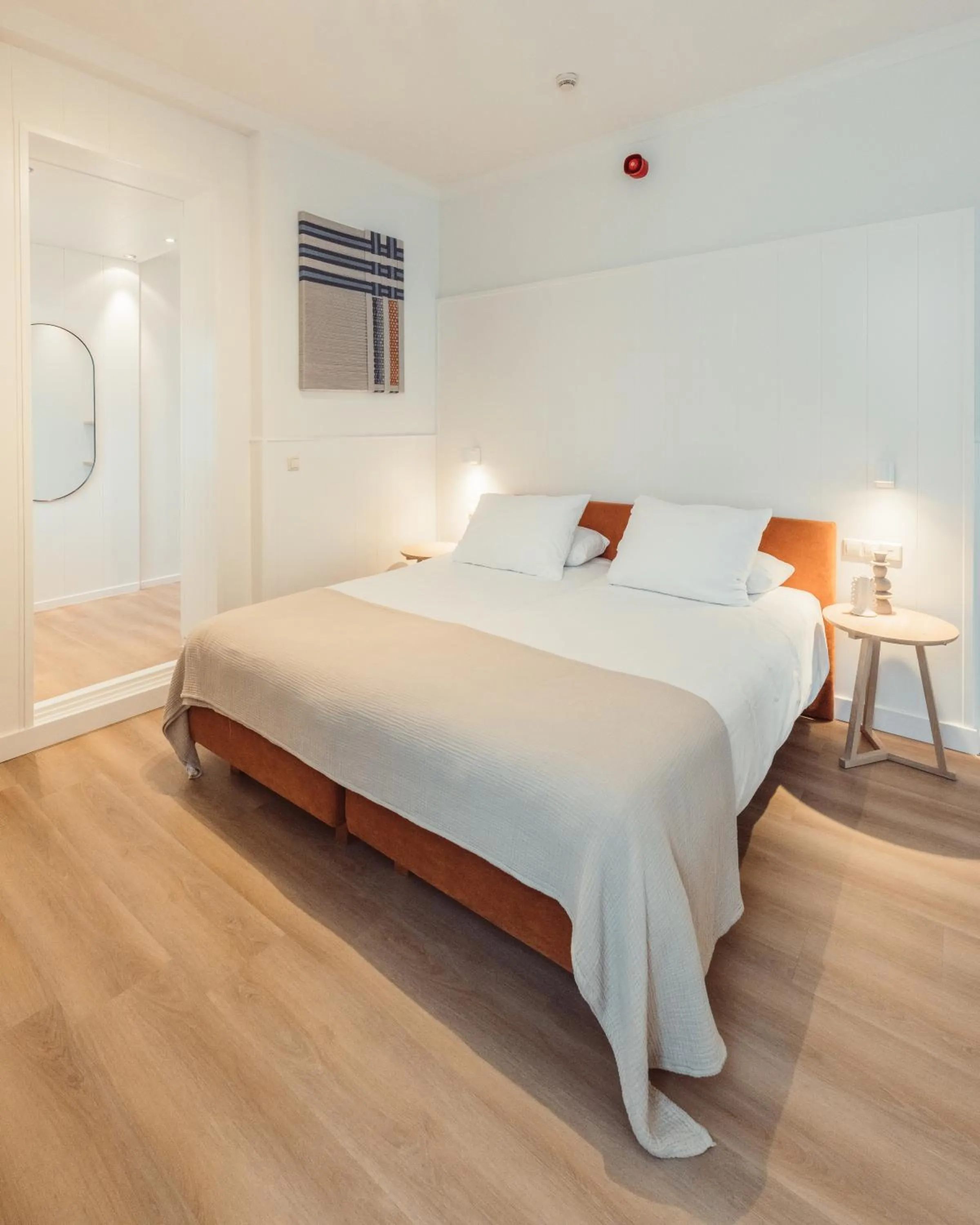 Bed in Strandhotel Domburg - Next Door