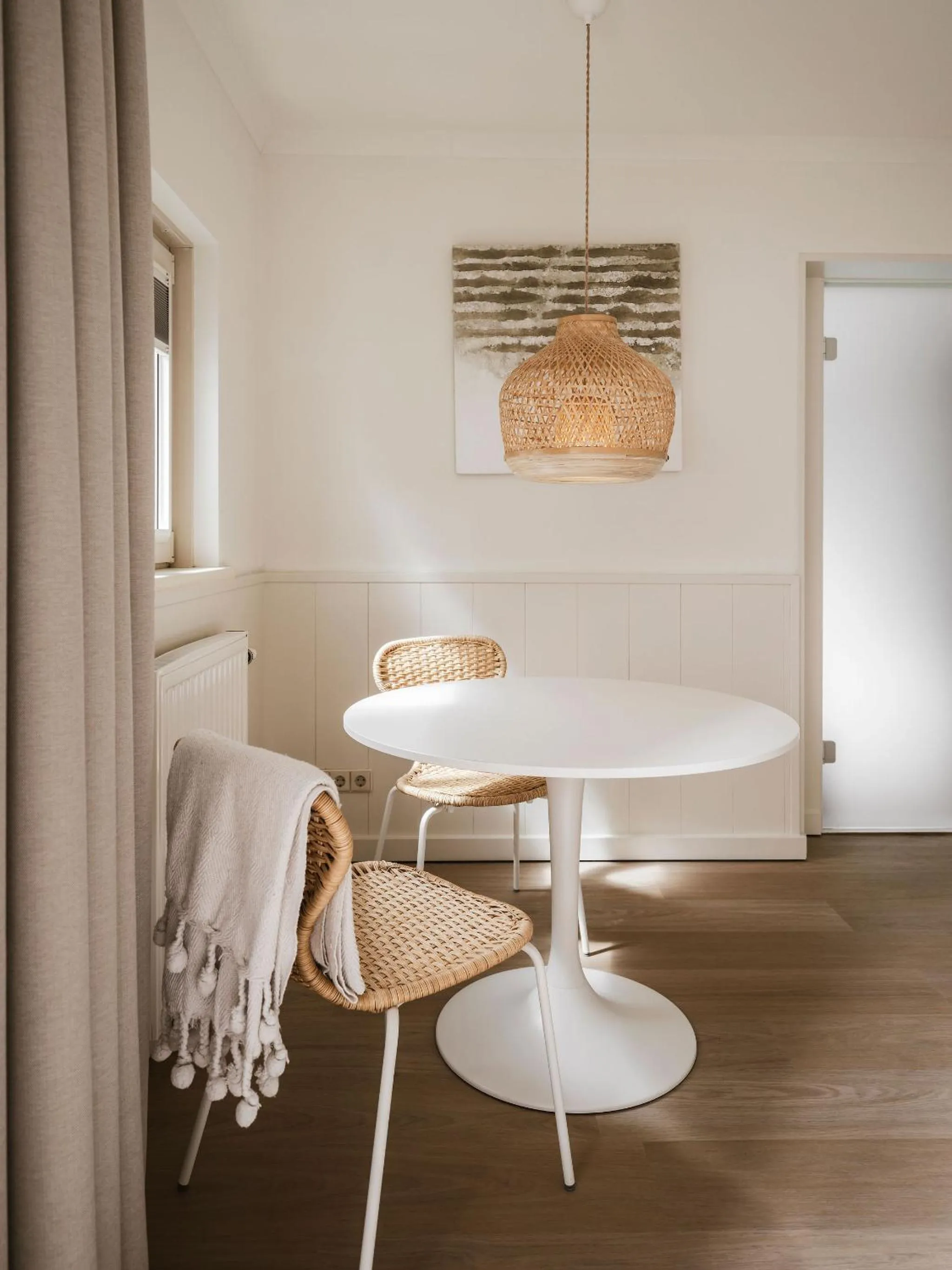 Dining area in Strandhotel Domburg - Next Door