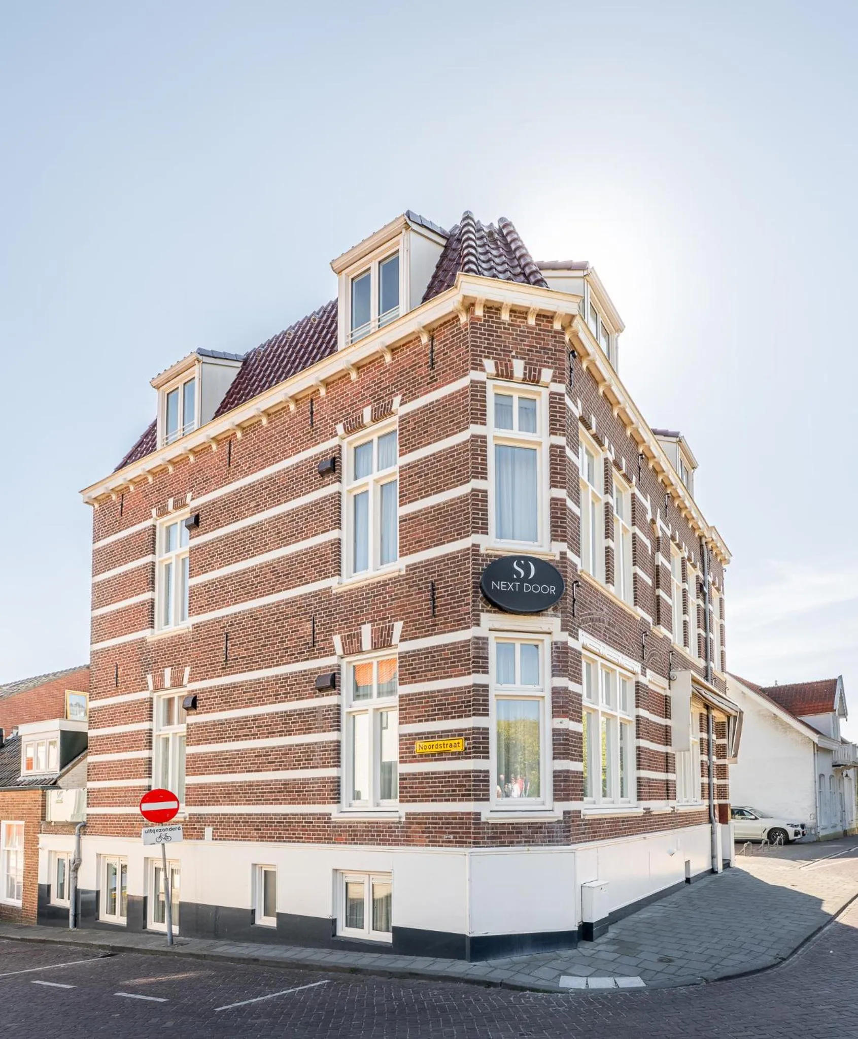 Double Room with Balcony in Strandhotel Domburg - Next Door