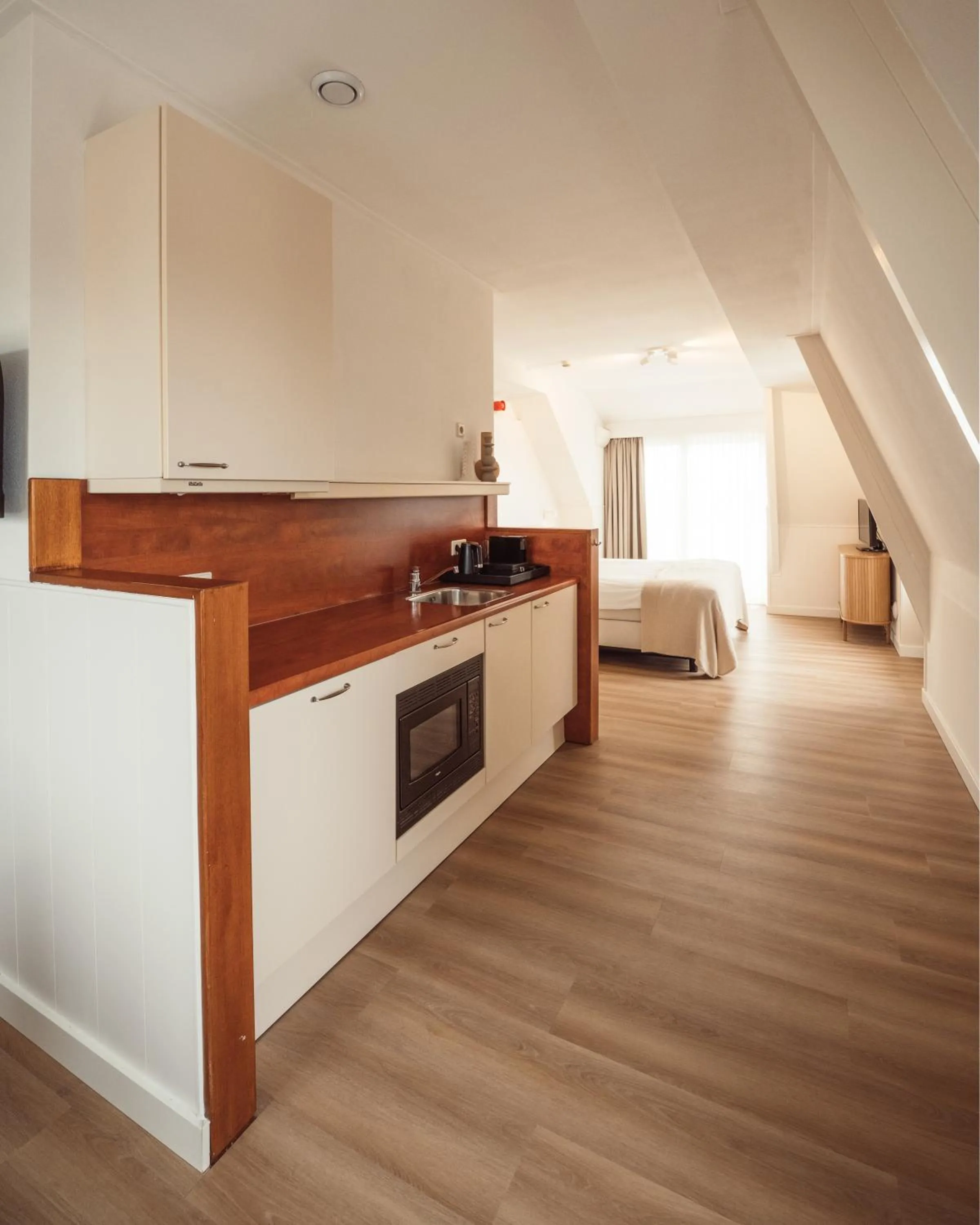 Kitchen or kitchenette in Strandhotel Domburg - Next Door