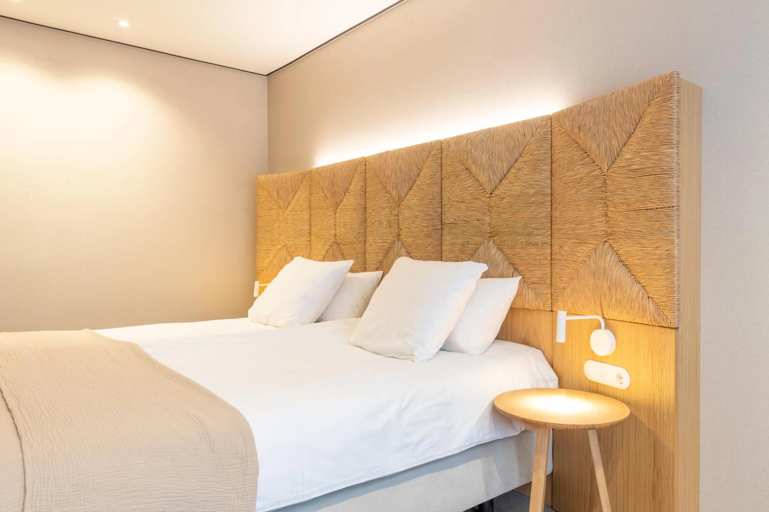 Bed in Strandhotel Domburg - Next Door