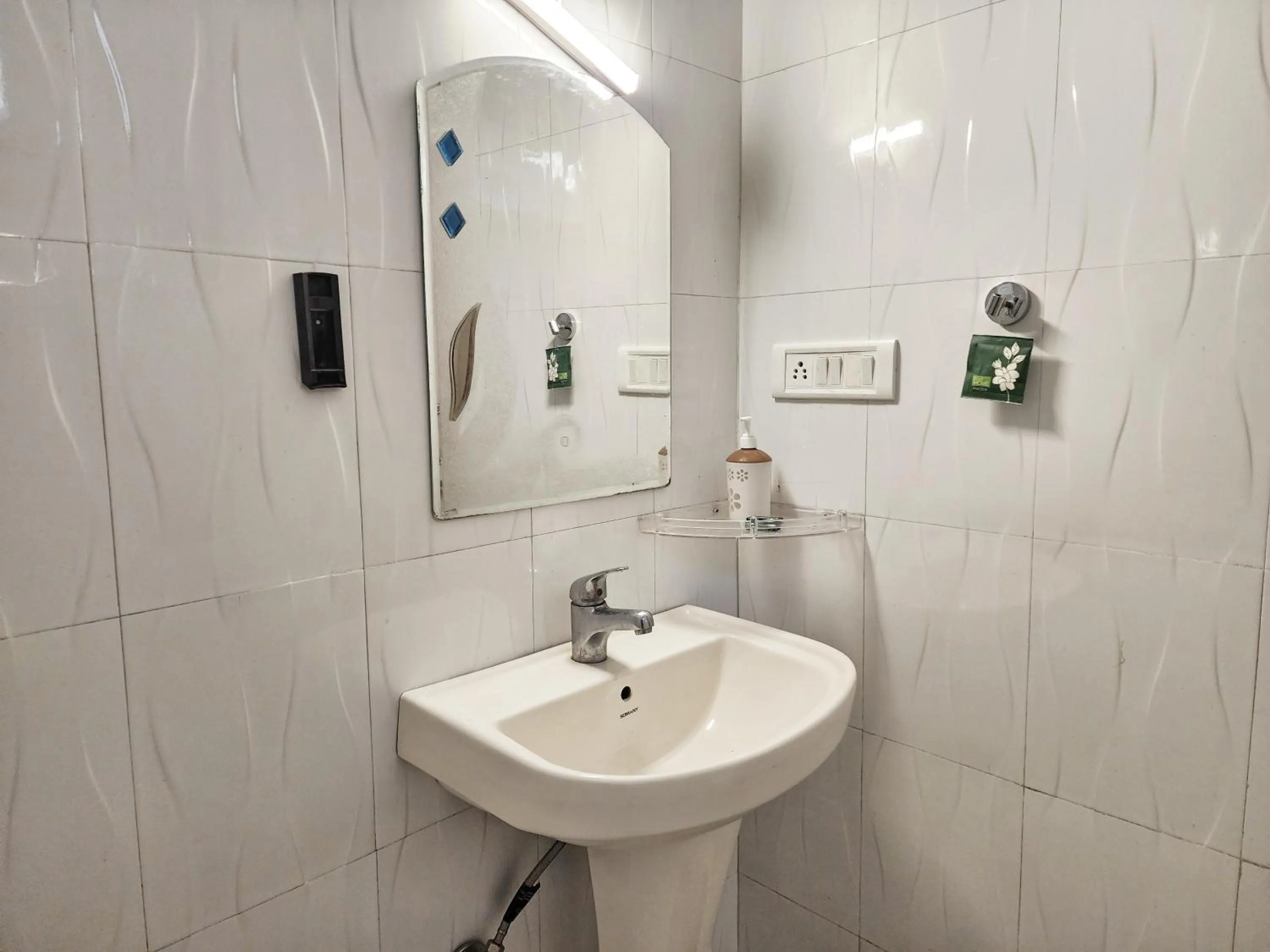 Bathroom in Page 3 - A Riverside Hotel and Bar