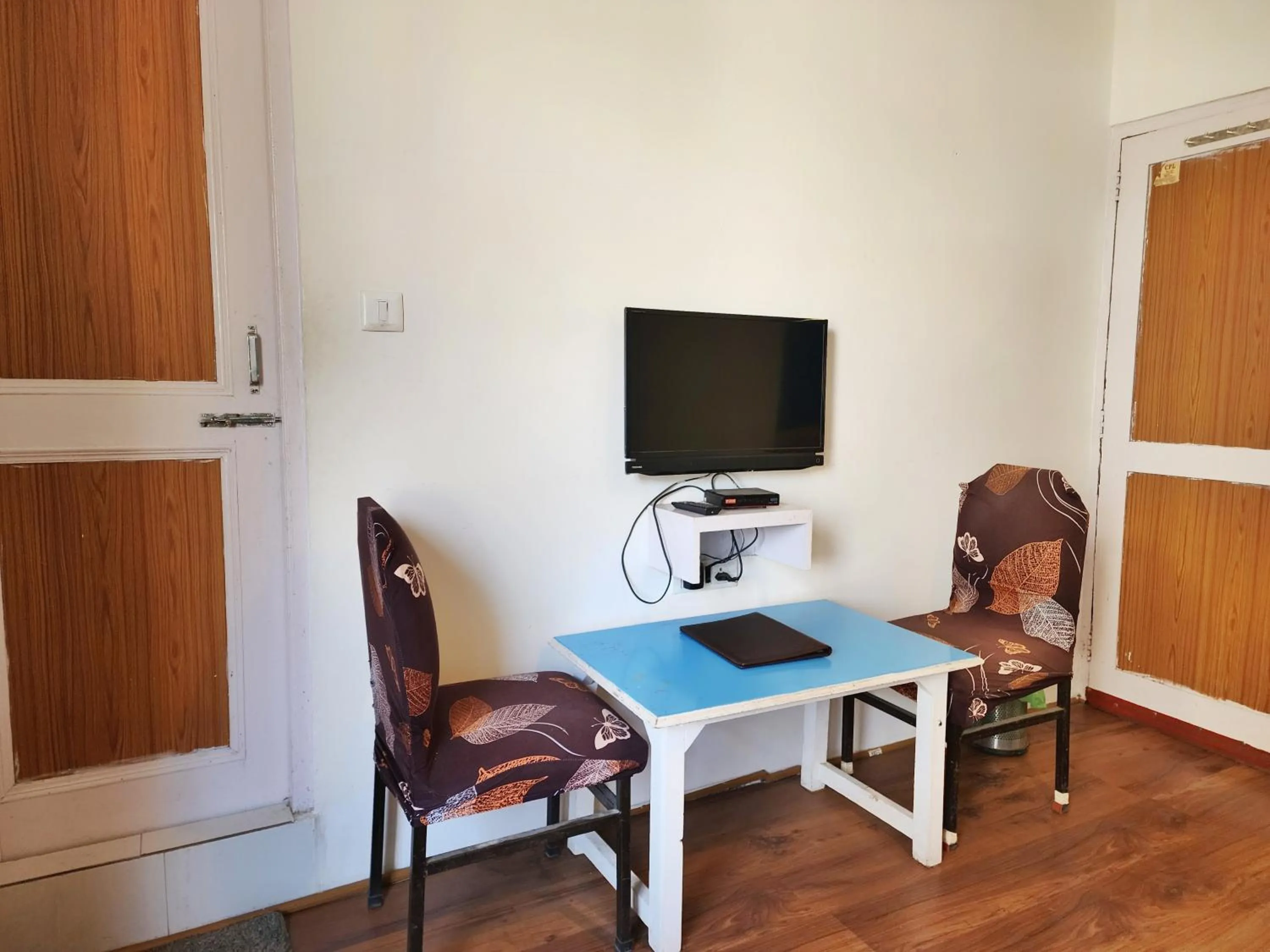 TV and multimedia in Page 3 - A Riverside Hotel and Bar