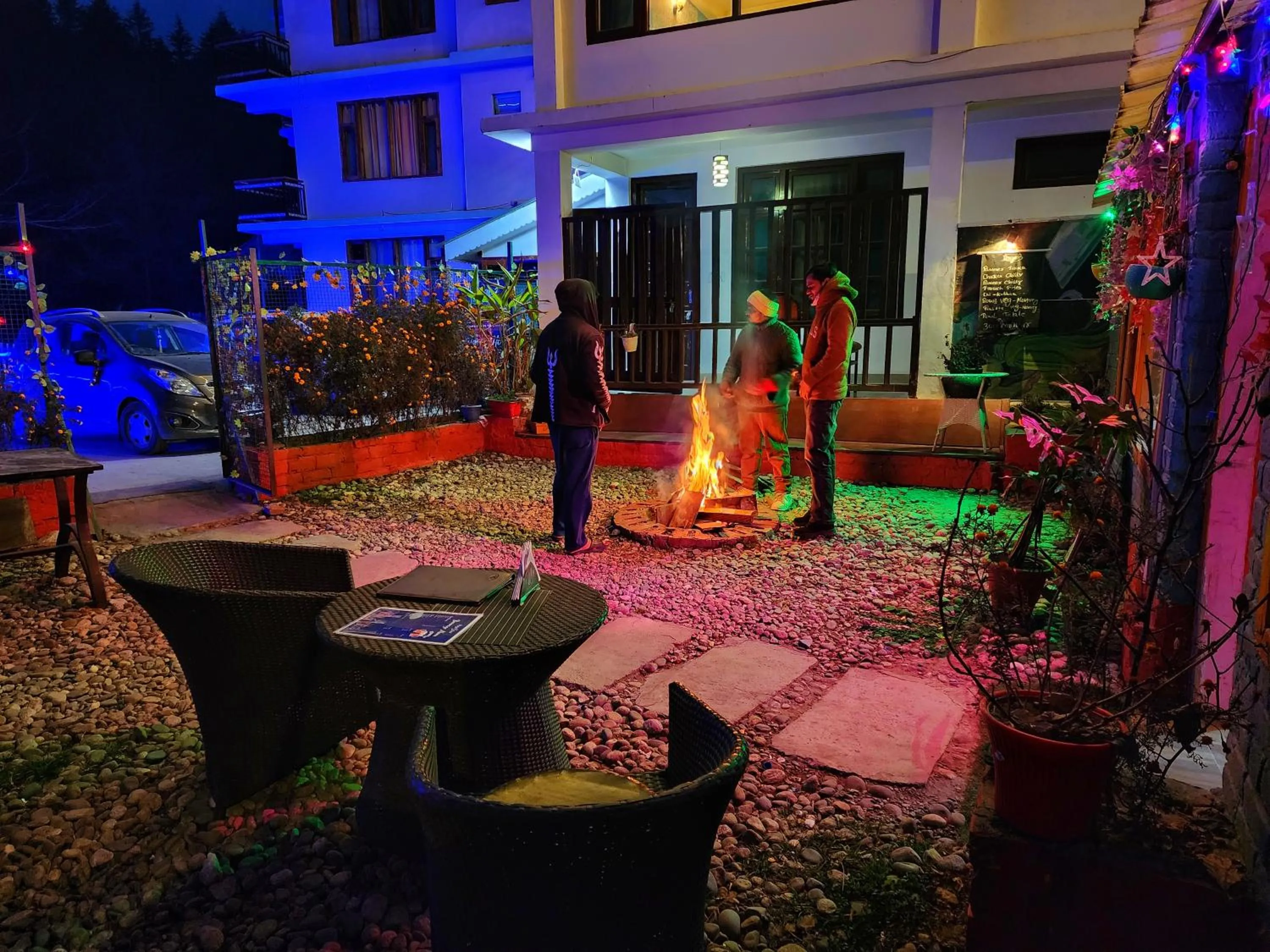 flat iron in Page 3 - A Riverside Hotel and Bar