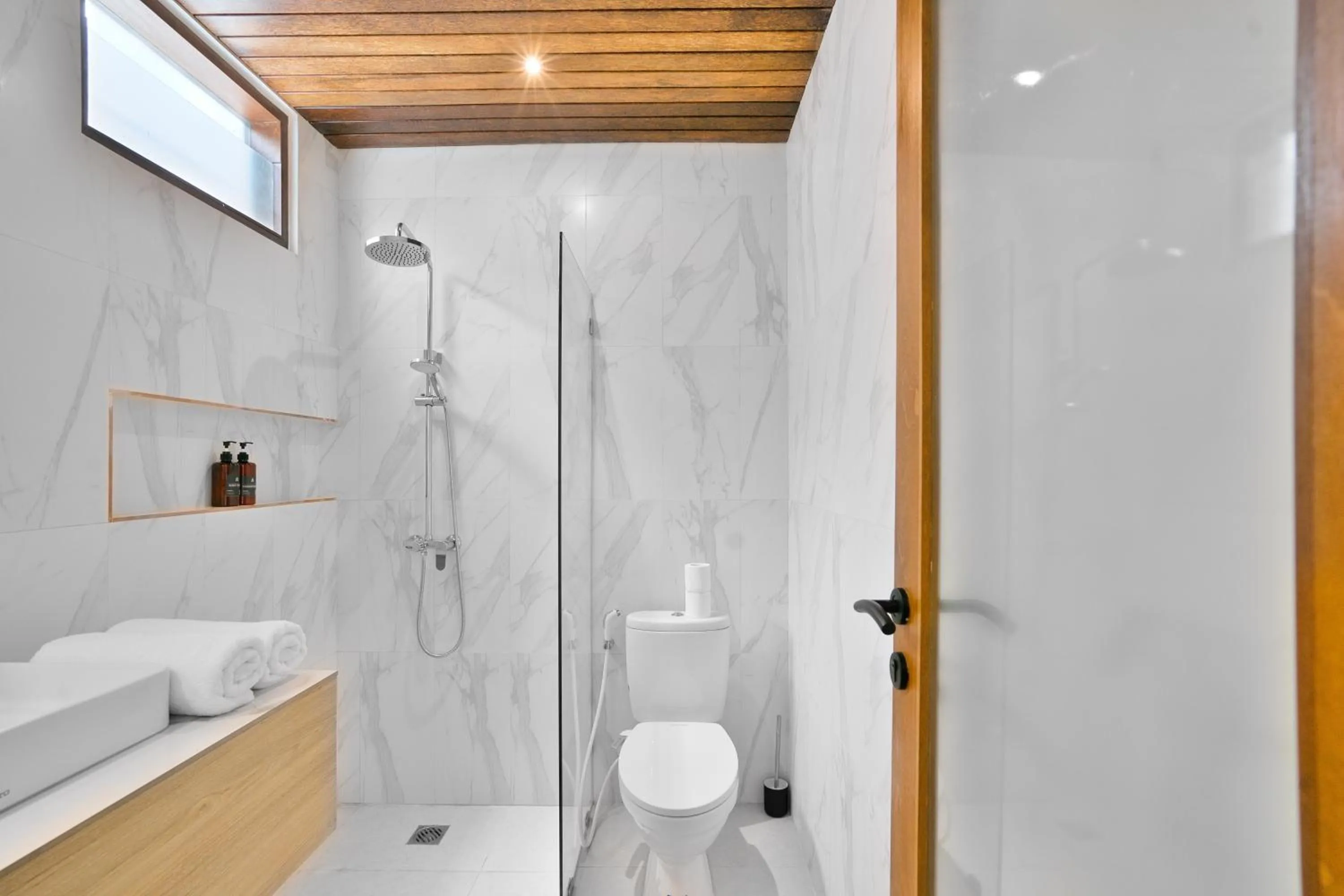 Shower in Bernard Villa by Betterplace