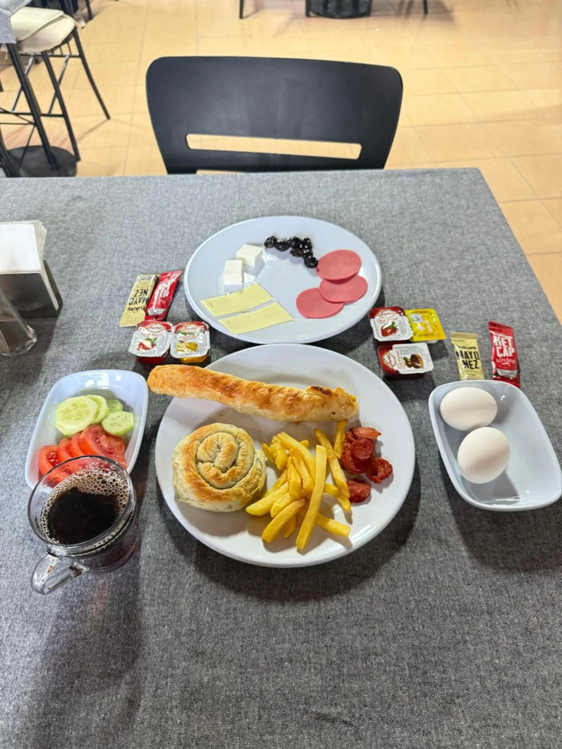 Breakfast in GLR OTEL