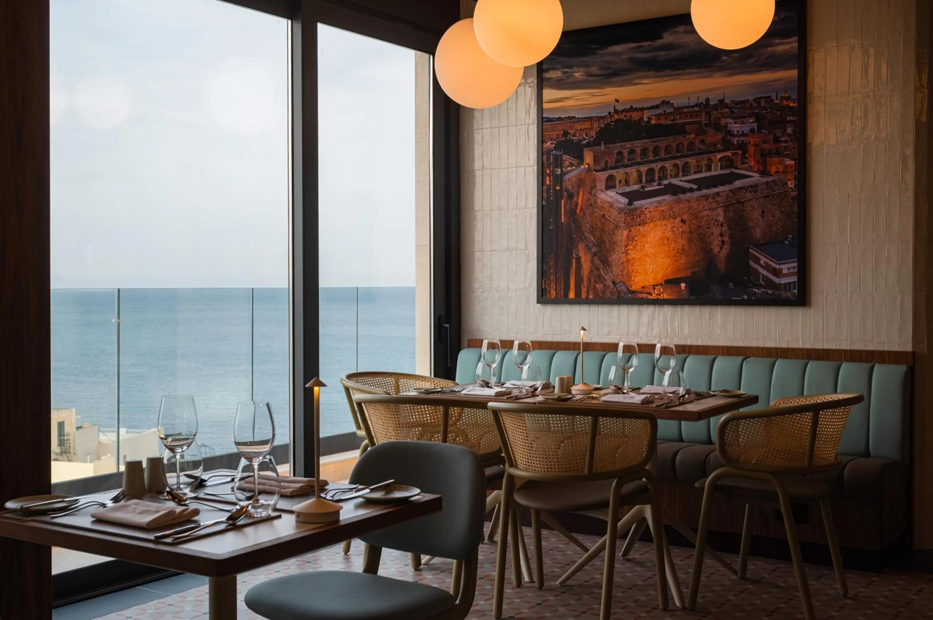 Restaurant/places to eat in Best Western Premier Malta