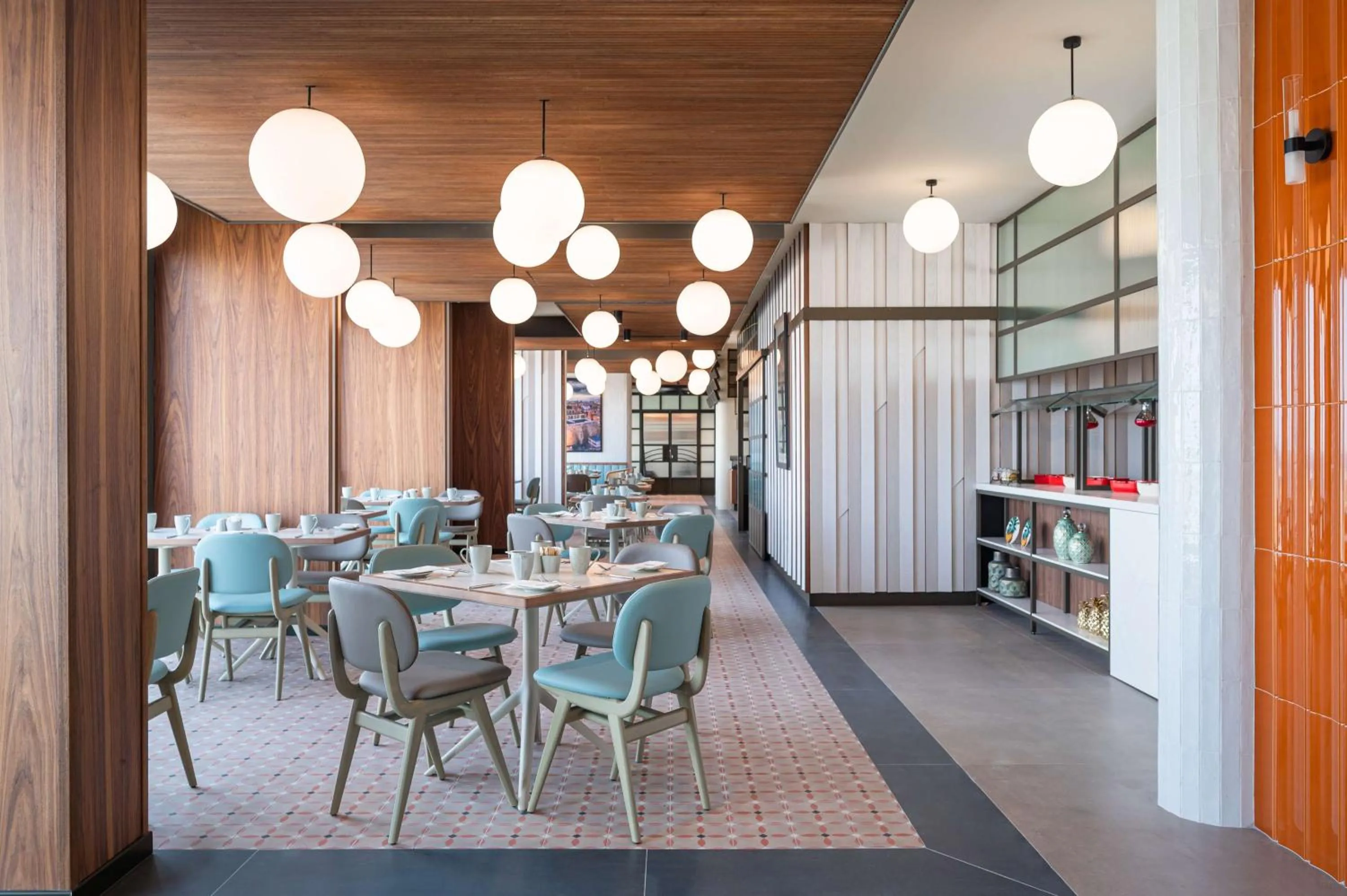 Restaurant/places to eat in Best Western Premier Malta