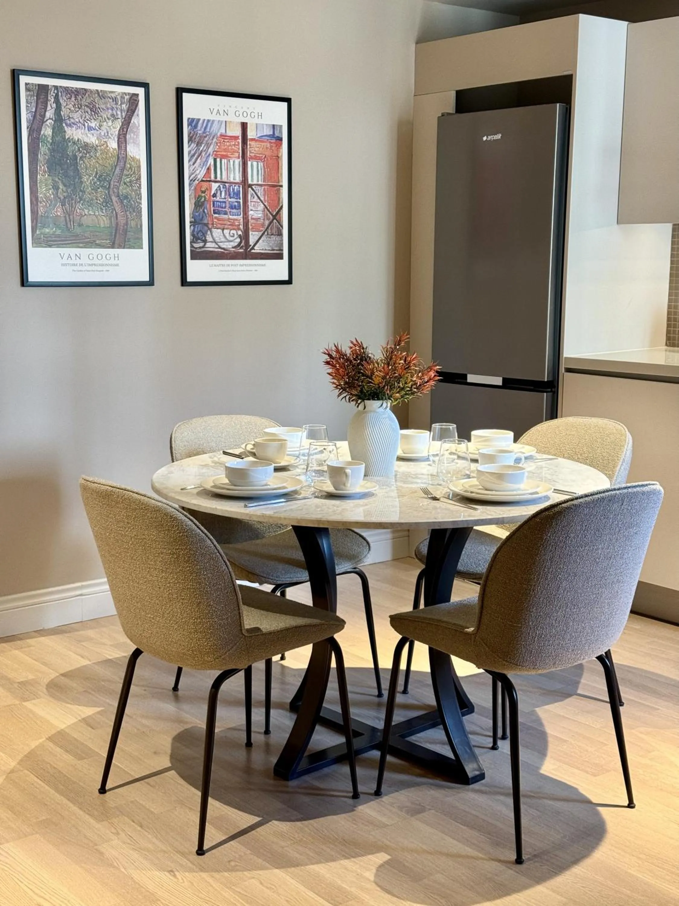 Seating area in Weingart Suites Hotel