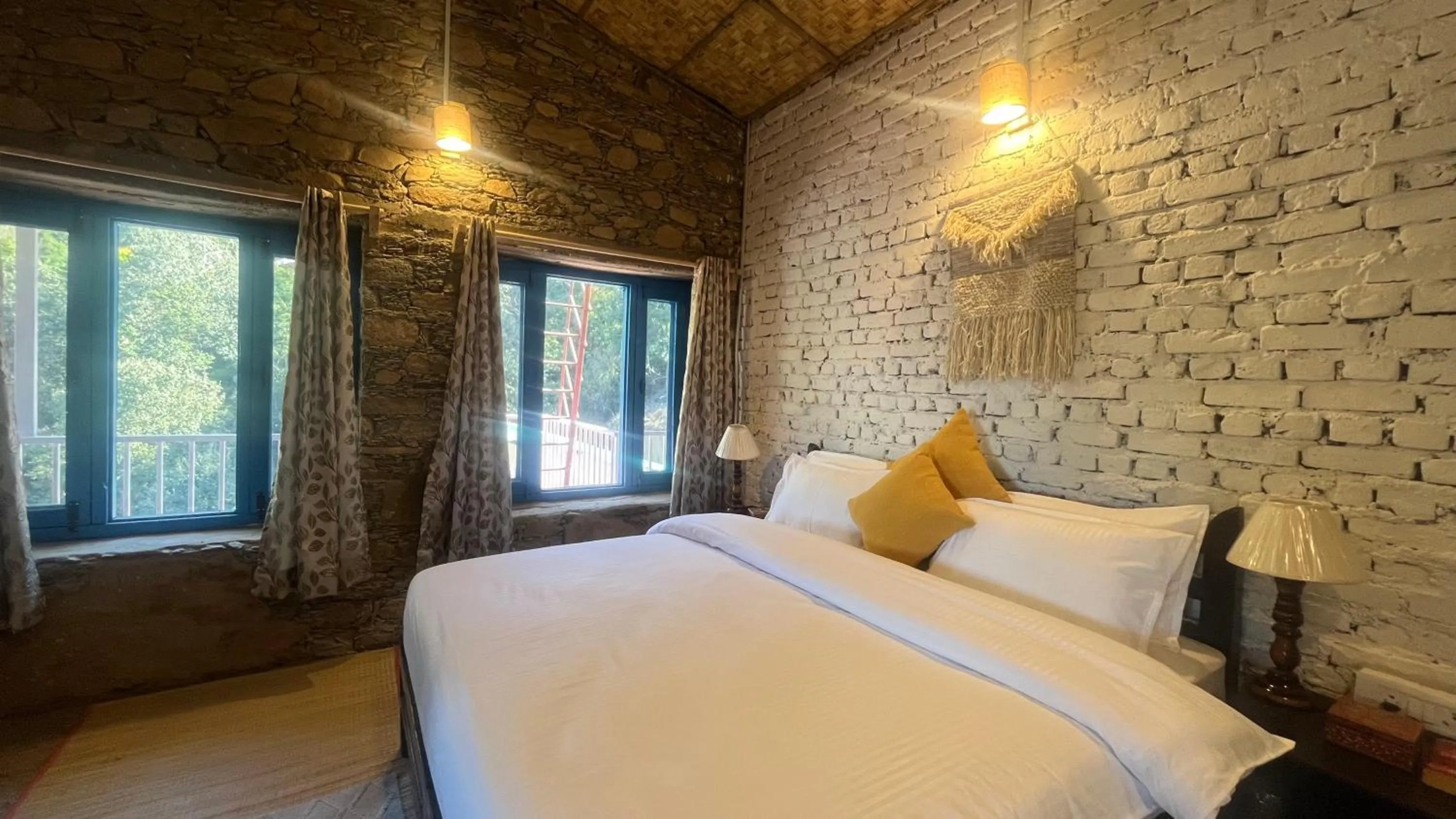 Bed in Burans Kot Heritage Home - Ramgarh