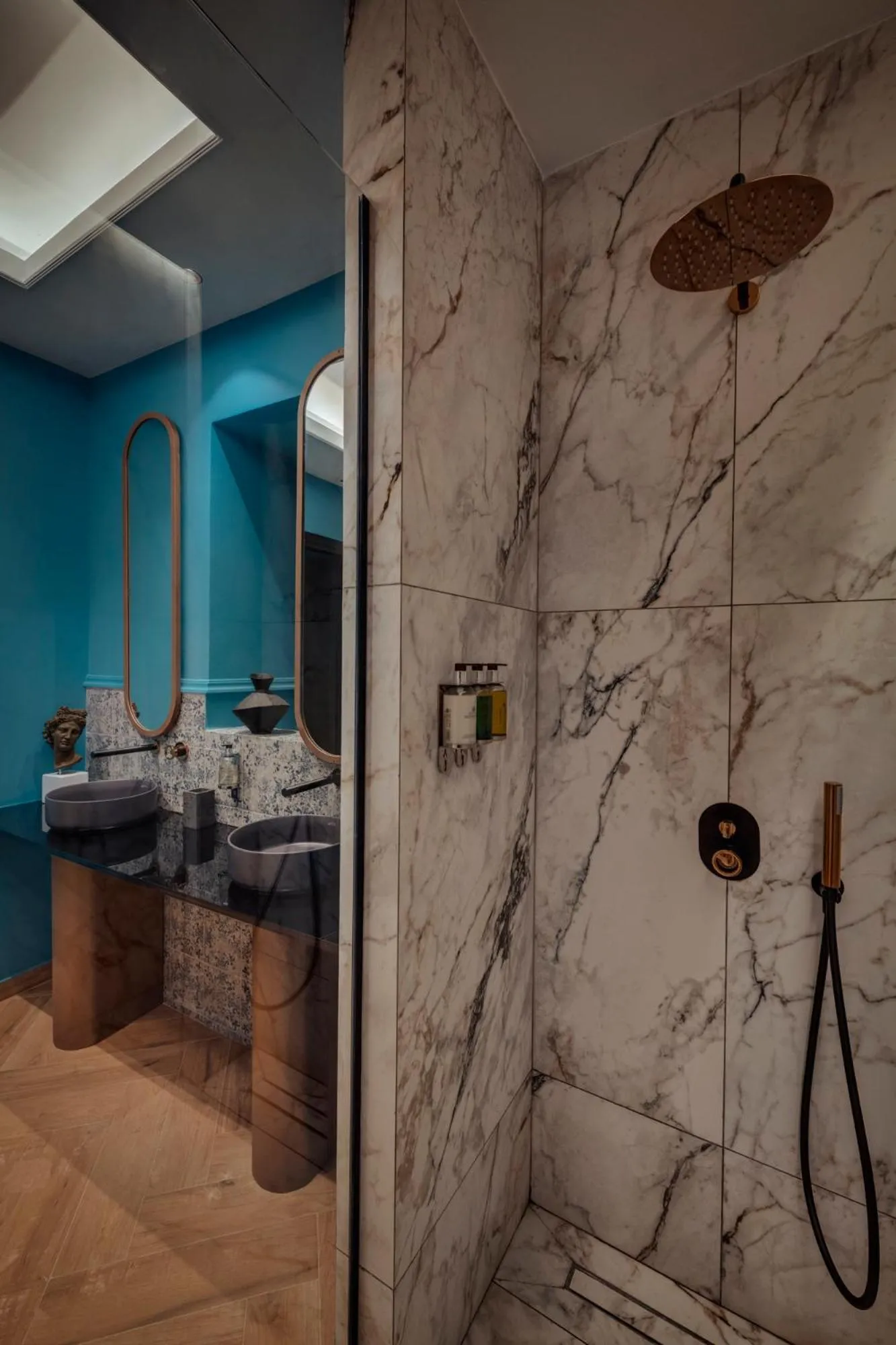 Bathroom in Ninemian Suites Syros