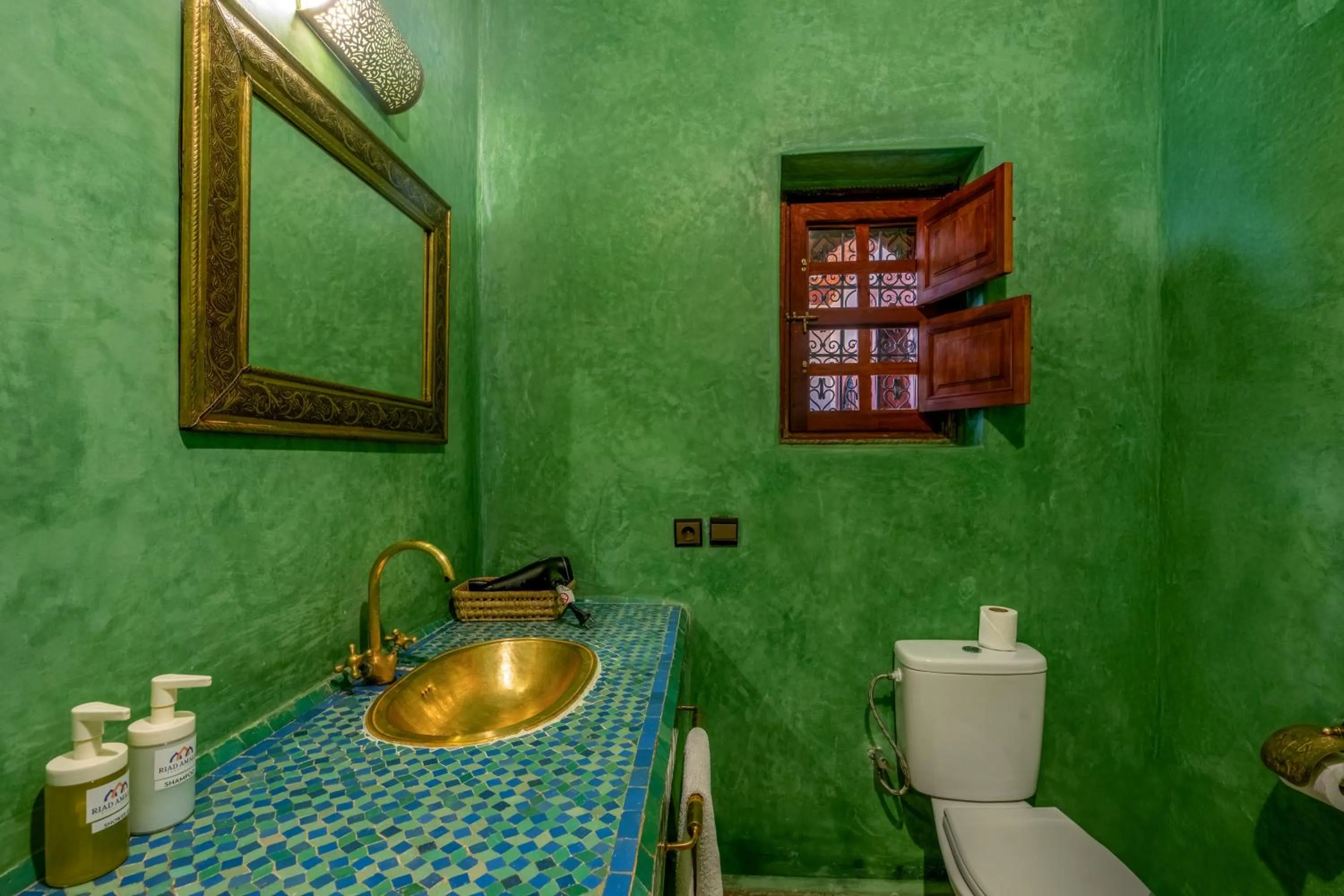 Bathroom in Riad Amalia