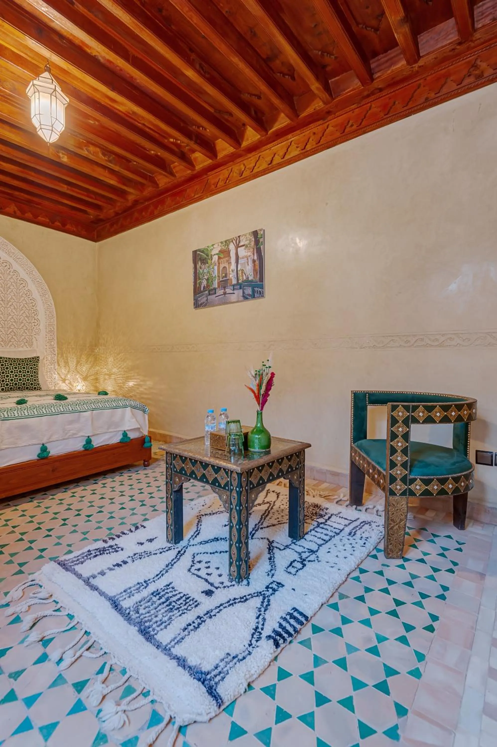 Seating area, Bed in Riad Amalia