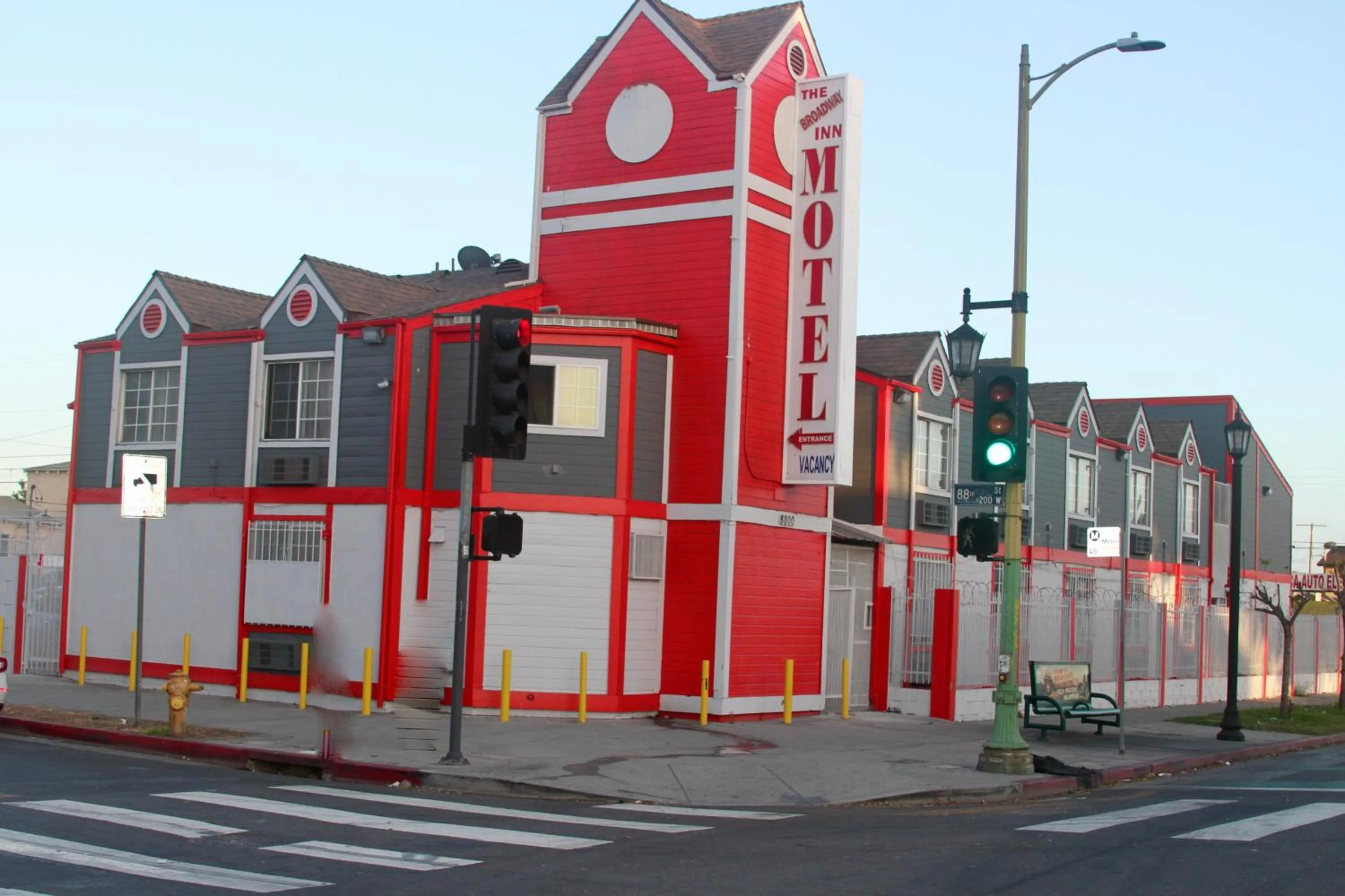 Property building in Broadway Inn Motel
