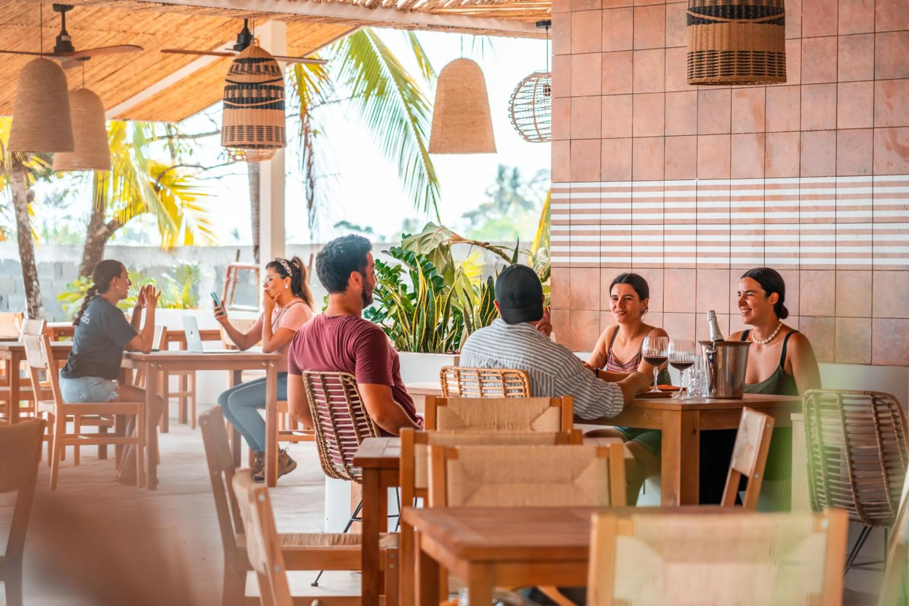 Restaurant/places to eat in Bambuda Santa Catalina