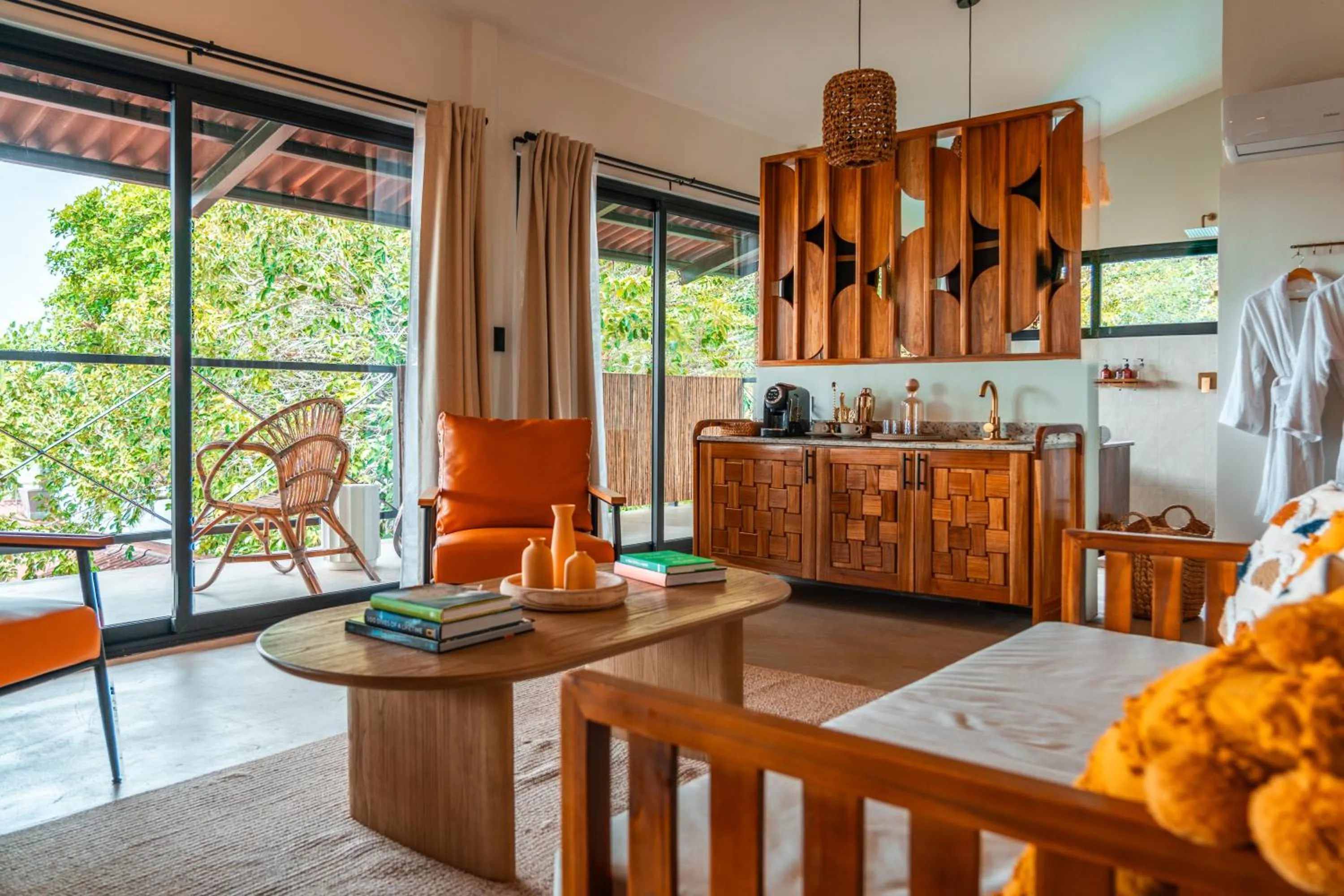 Kitchen or kitchenette in Bambuda Santa Catalina