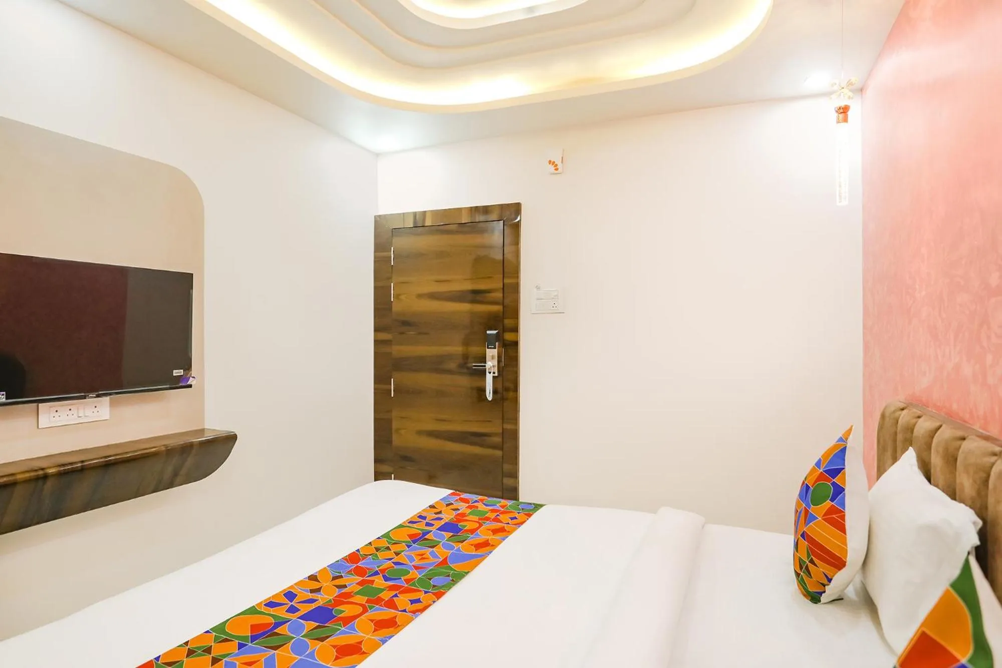 Bed in FabHotel Prime SM Resort