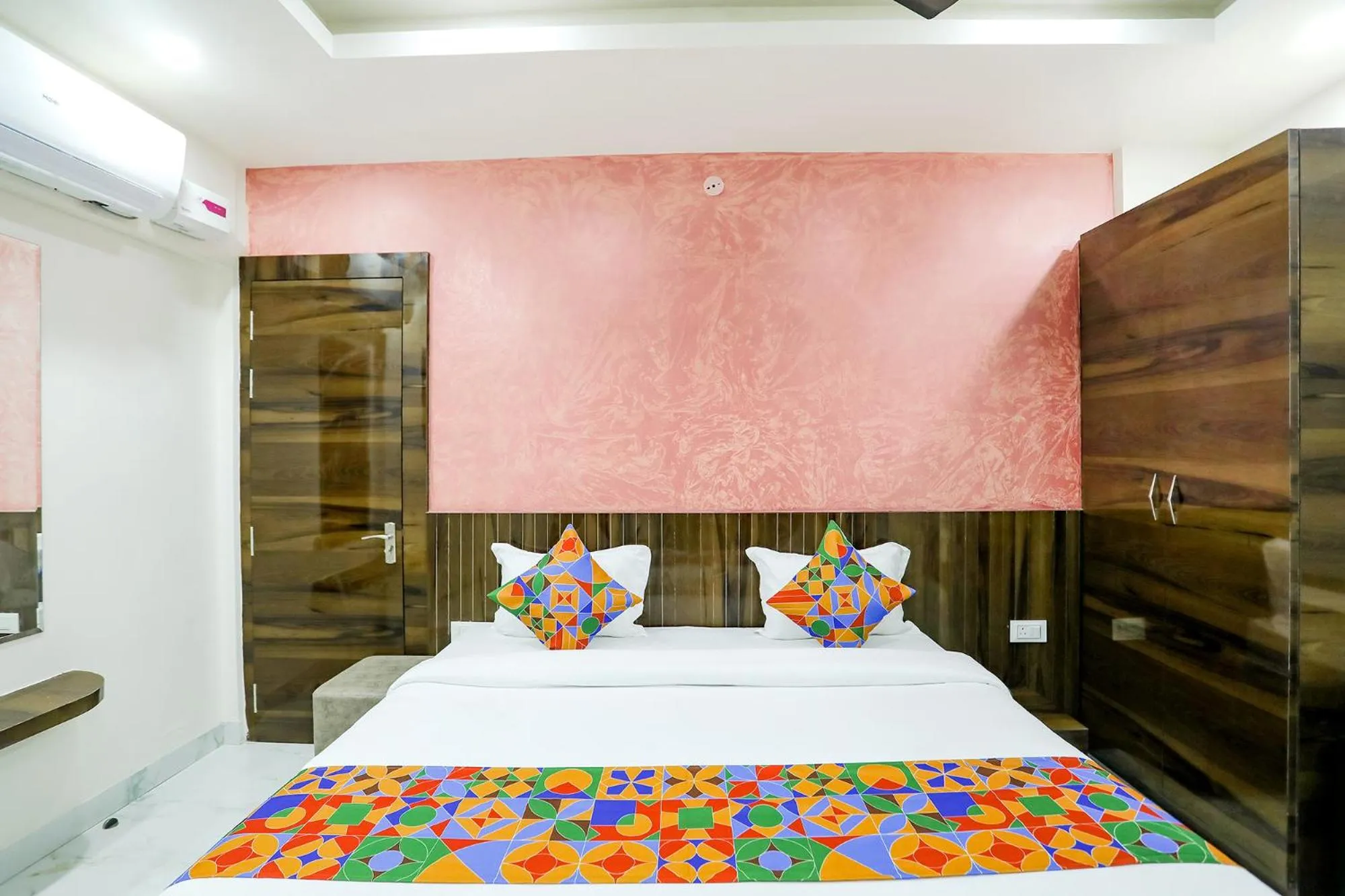 Bed in FabHotel Prime SM Resort