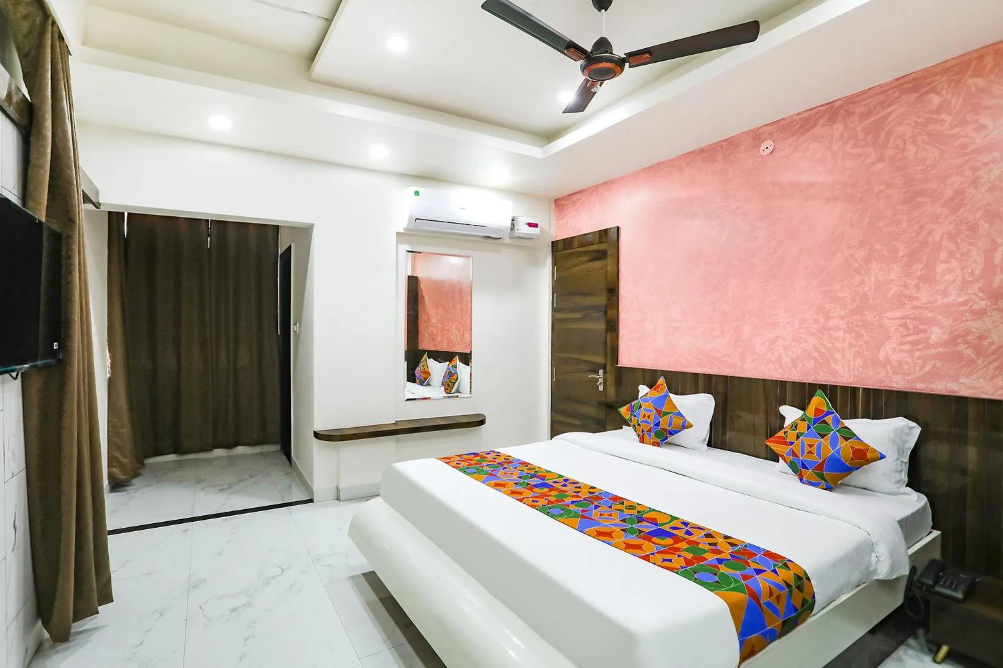 Bed in FabHotel Prime SM Resort