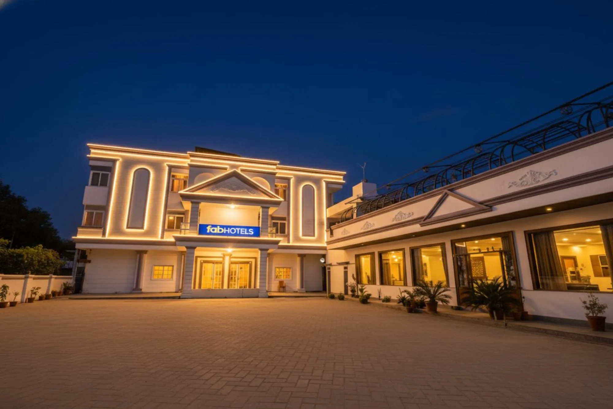 Property building in FabHotel Prime SM Resort