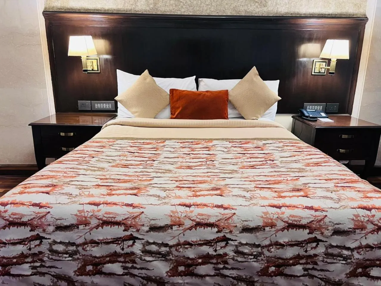 Bedroom, Bed in The Ashok, New Delhi