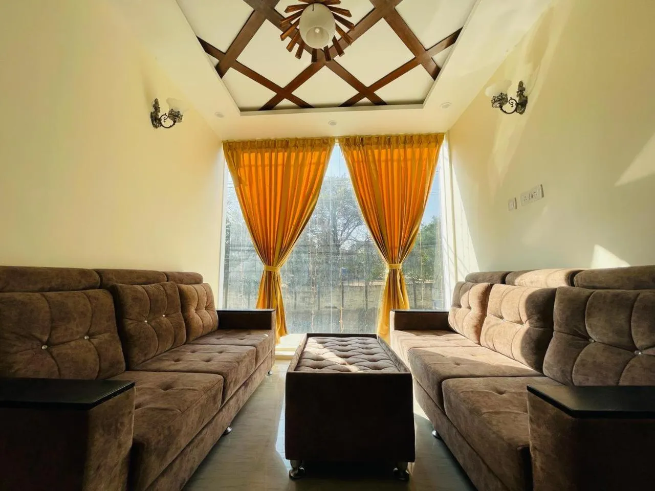 Seating area in Hotel Boss Palace