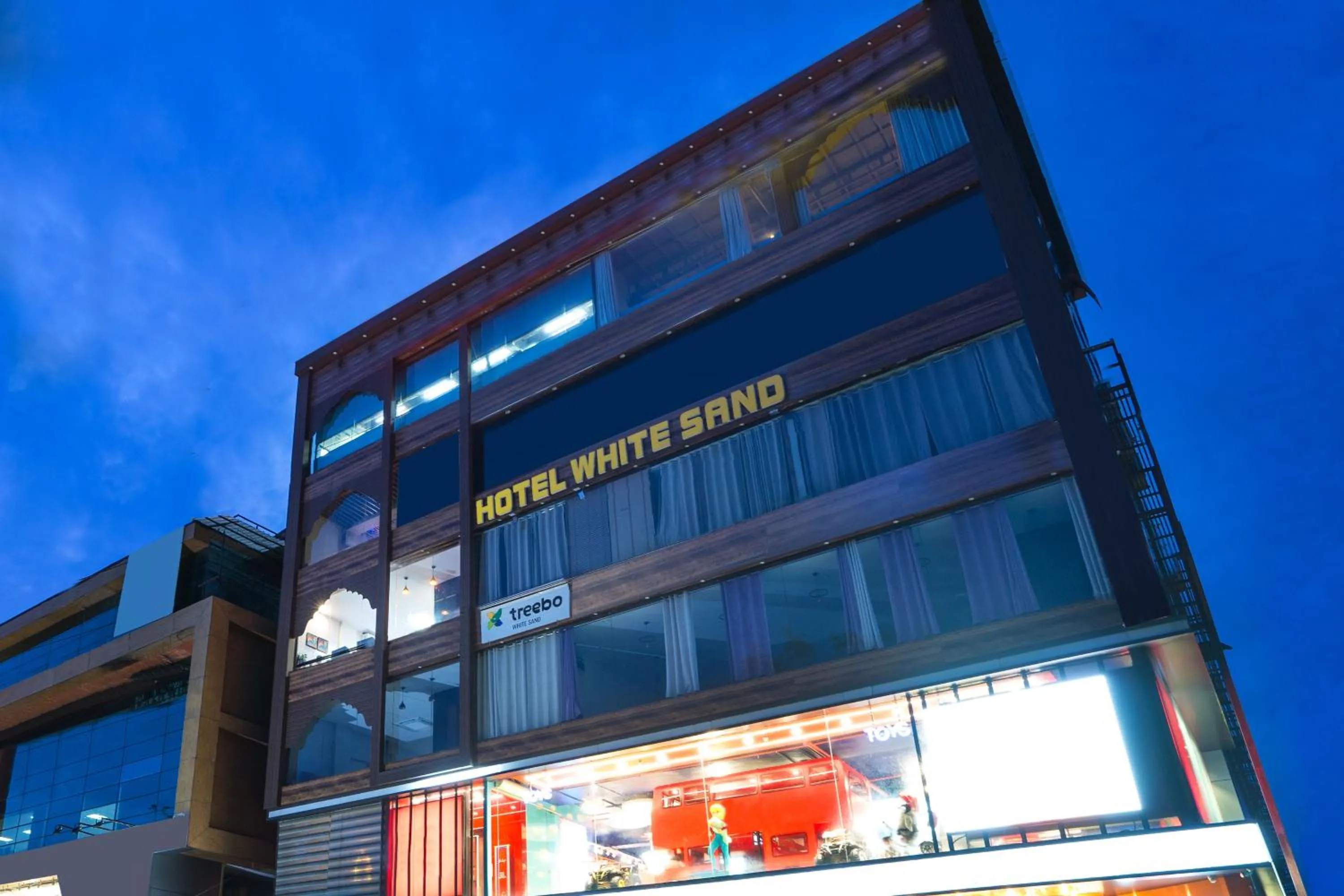 Property building in Treebo White Sand